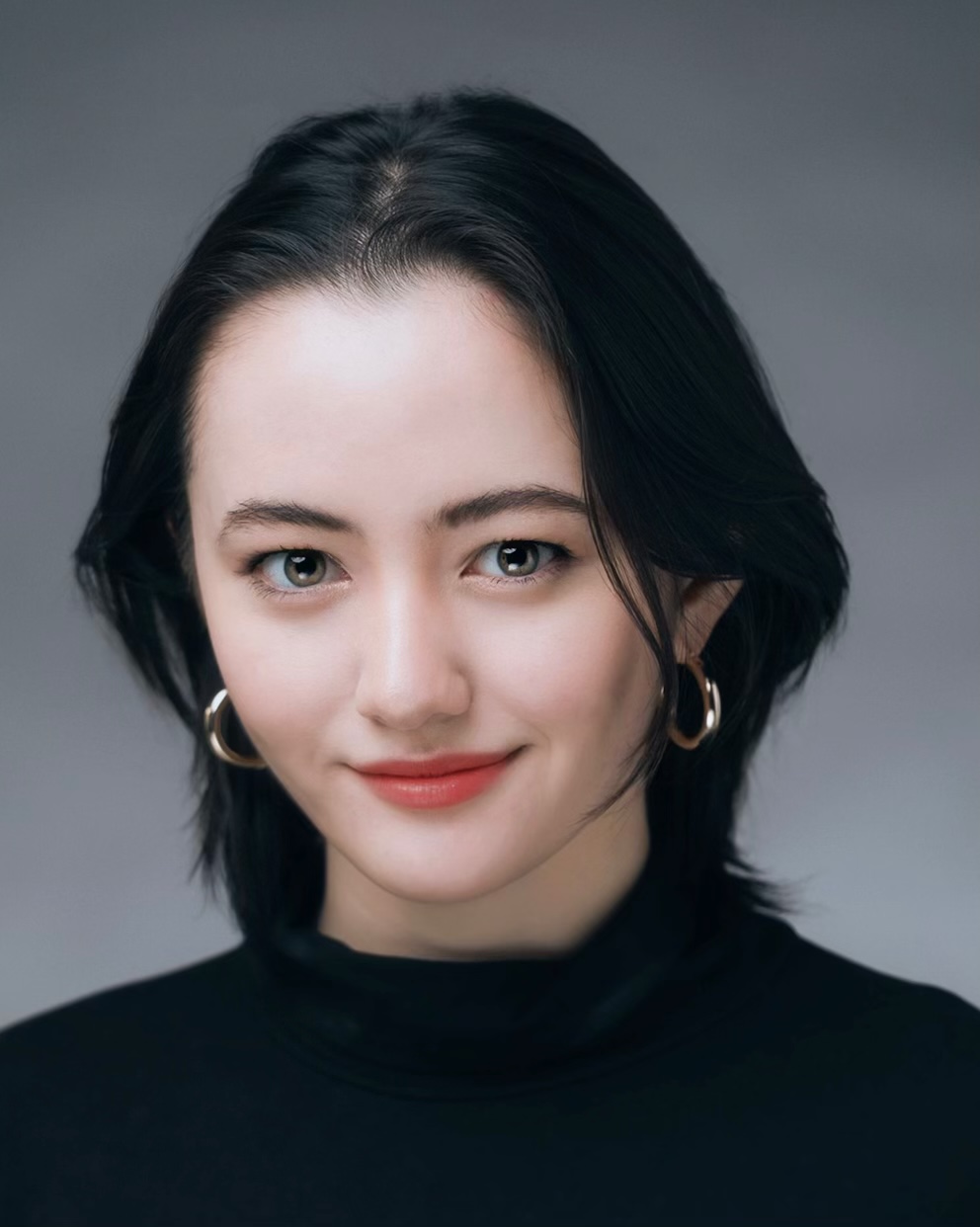 actor Ayaka Wilson large photo