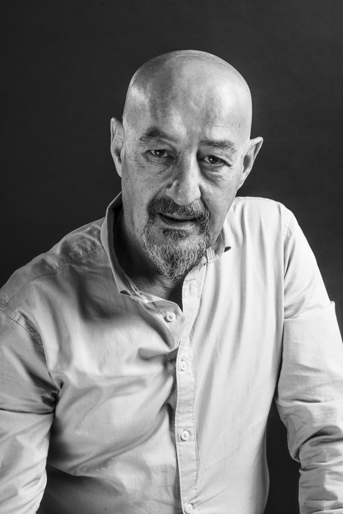 actor Manuel Cauchi large photo