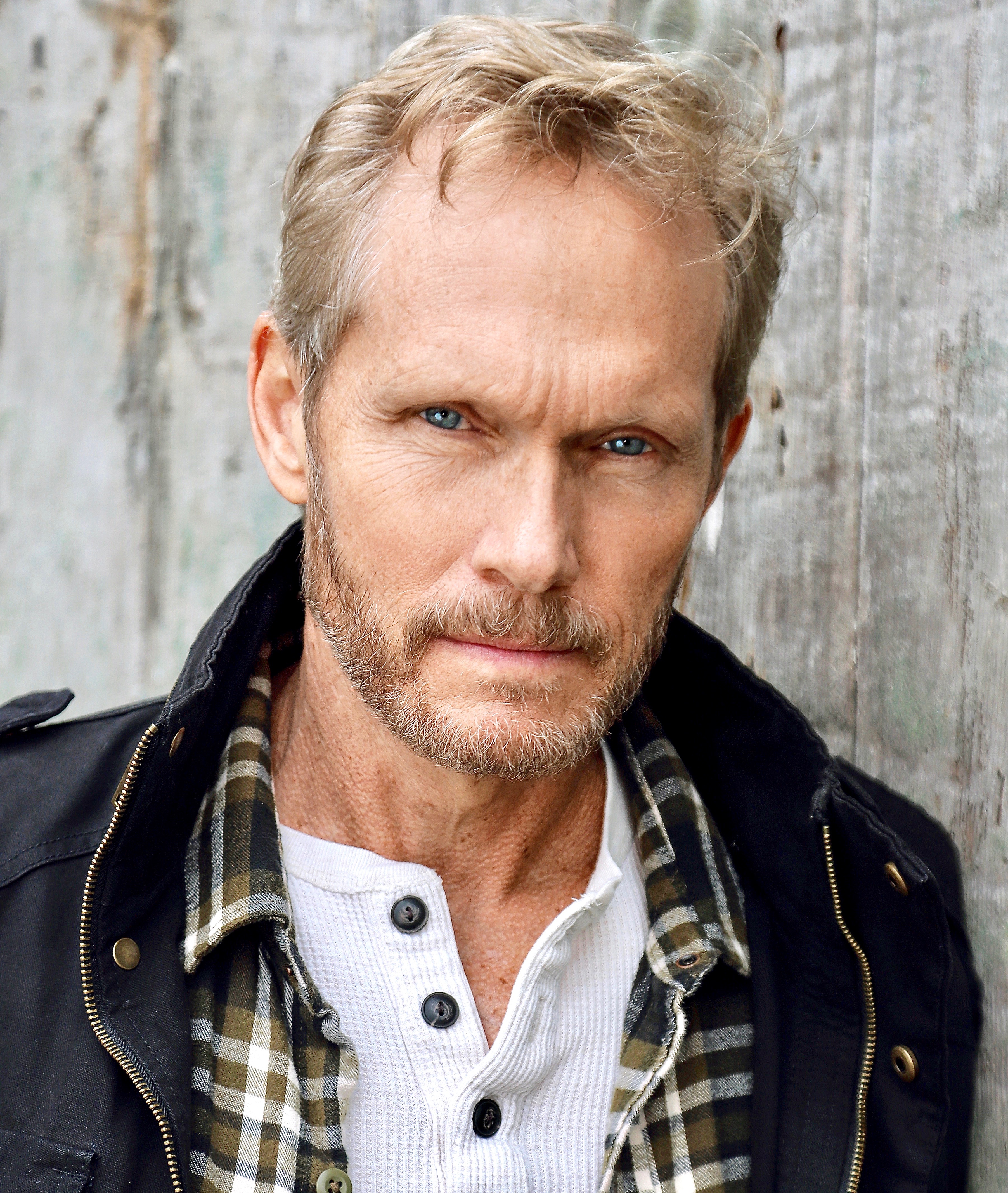 actor Tom Schanley large photo