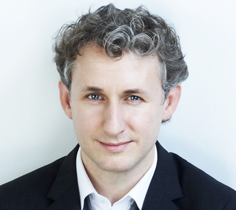 actor Michael Therriault large photo