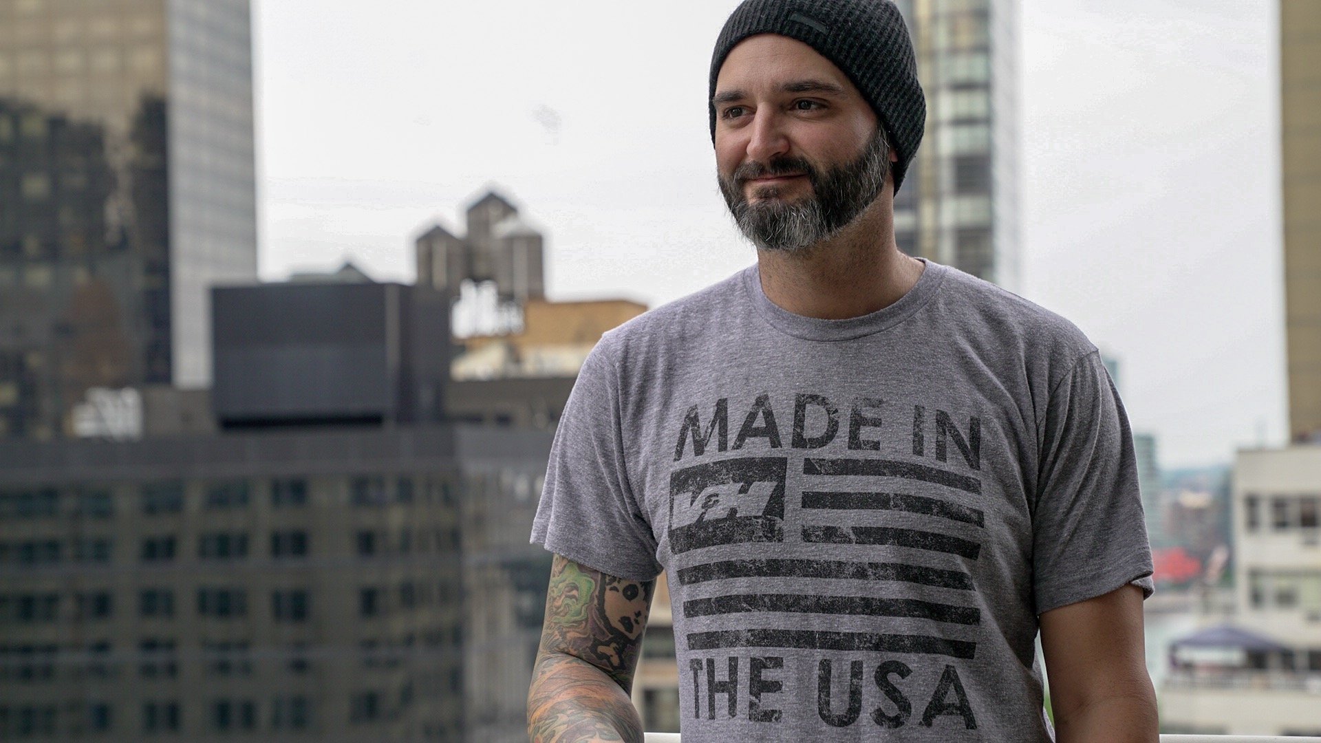 actor Joe Dryden large photo