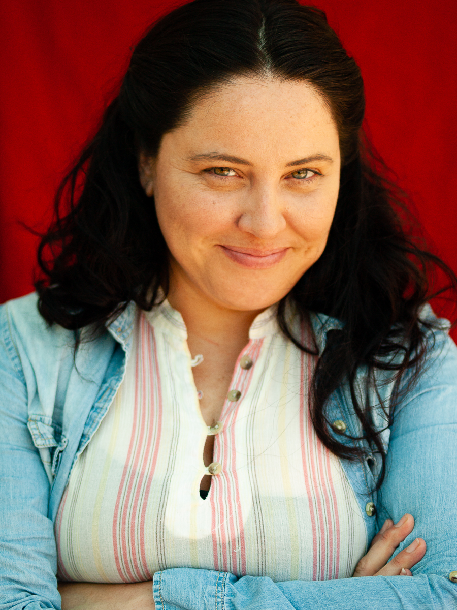 actor Gabriela de Luna large photo