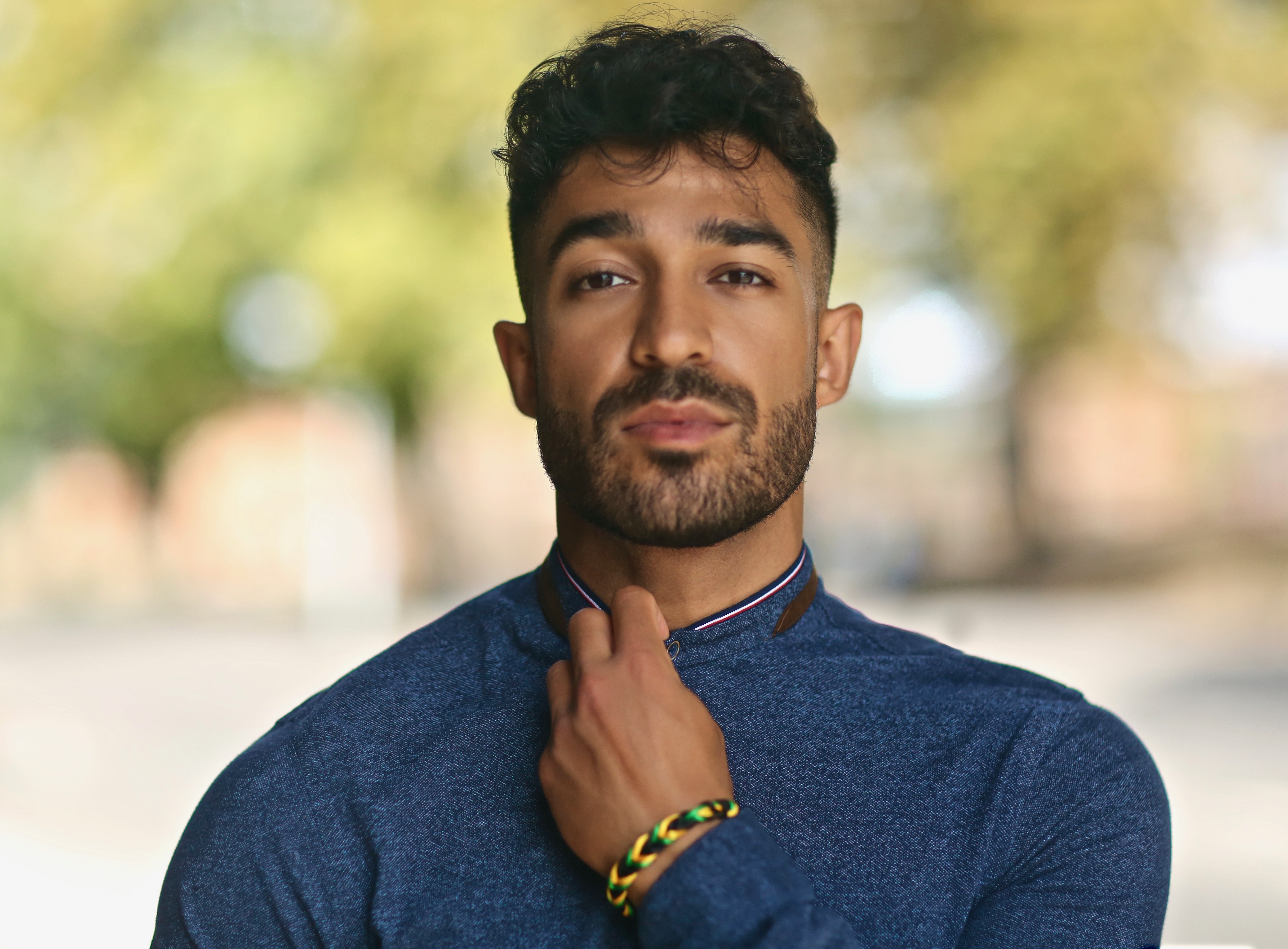 actor Sia Alipour large photo