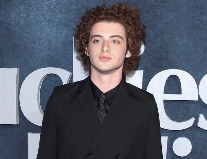 actor Thomas Barbusca large photo