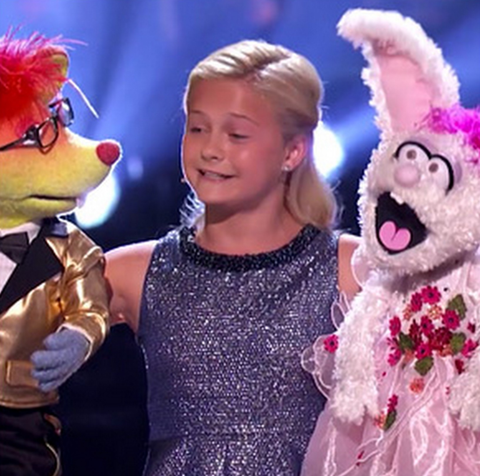 actor Darci Lynne Farmer large photo