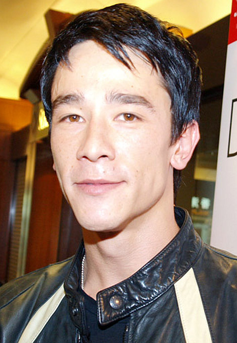 actor Carl Ng large photo