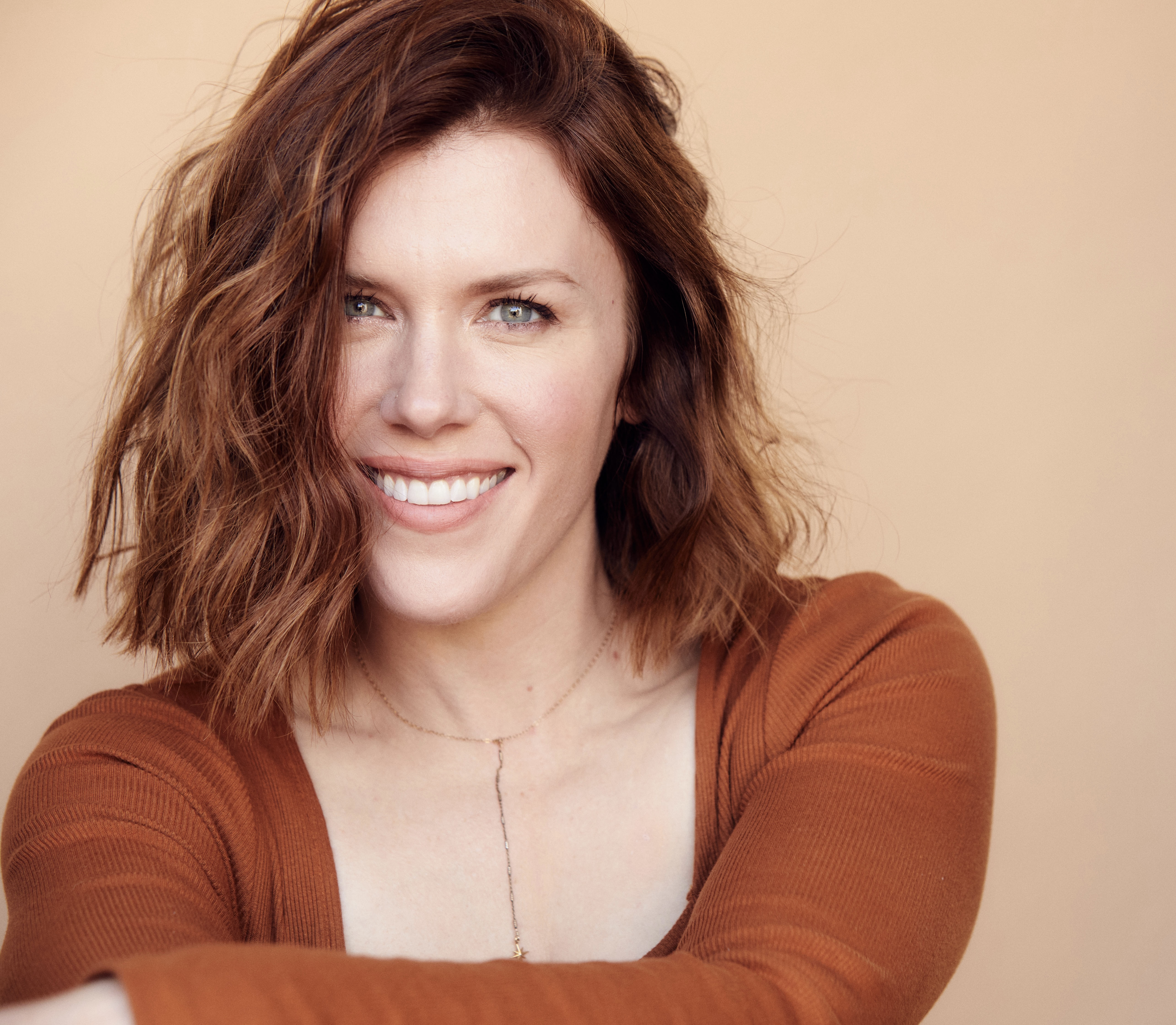 actor Christine Renaud large photo