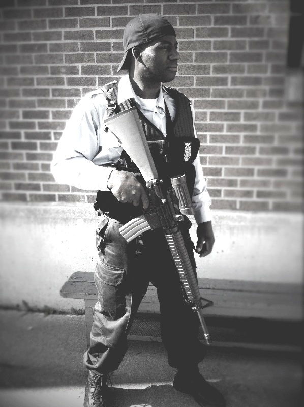 actor Bobby Brown large photo