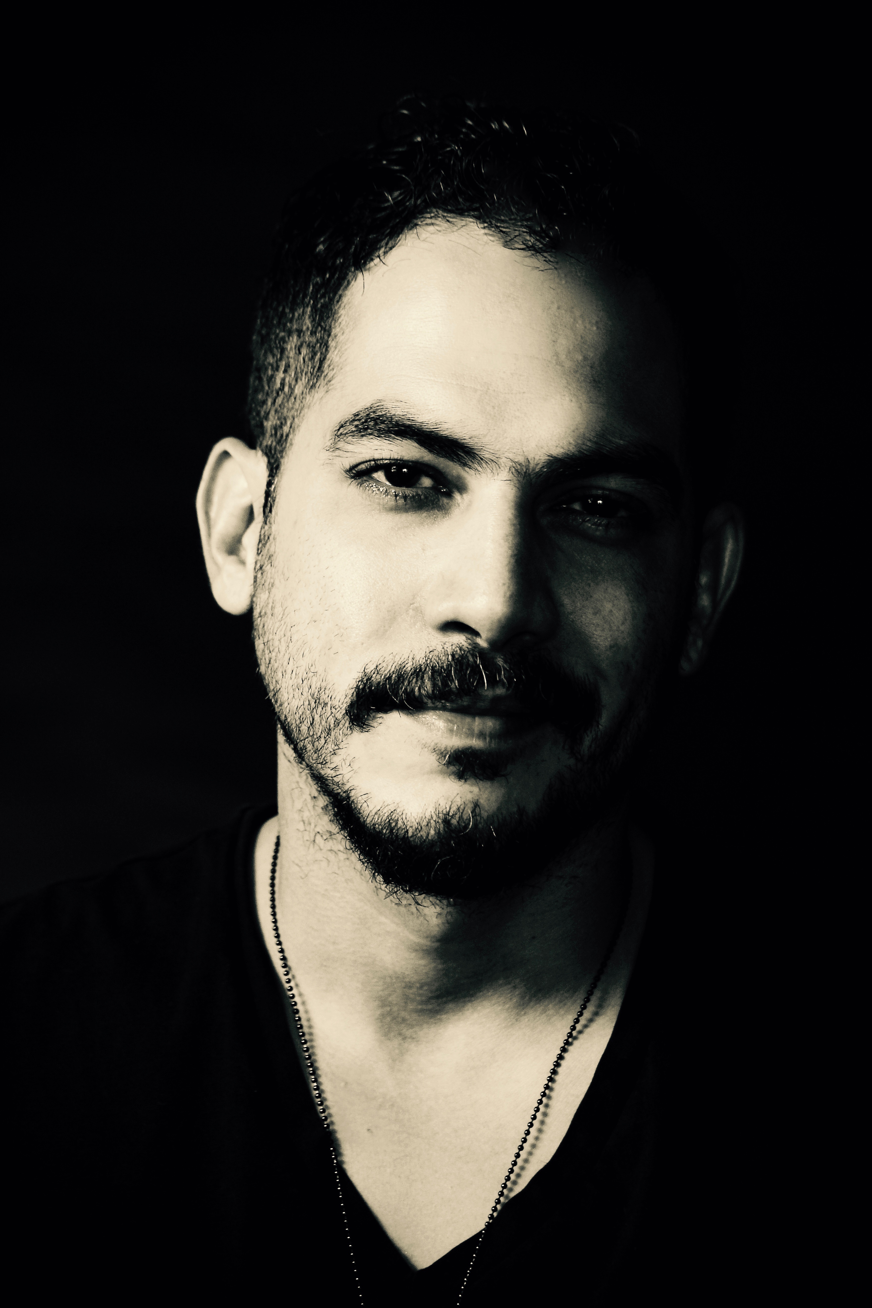 actor Alexon Duprey large photo