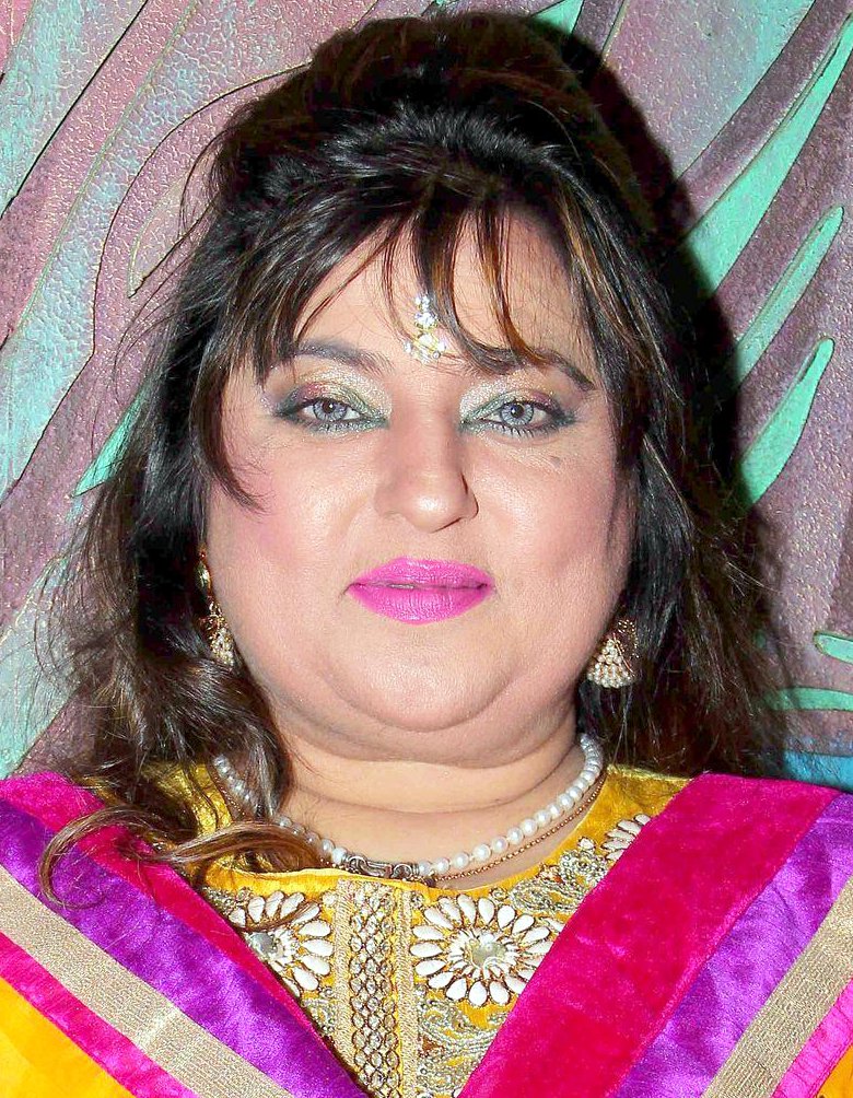 actor Dolly Bindra large photo