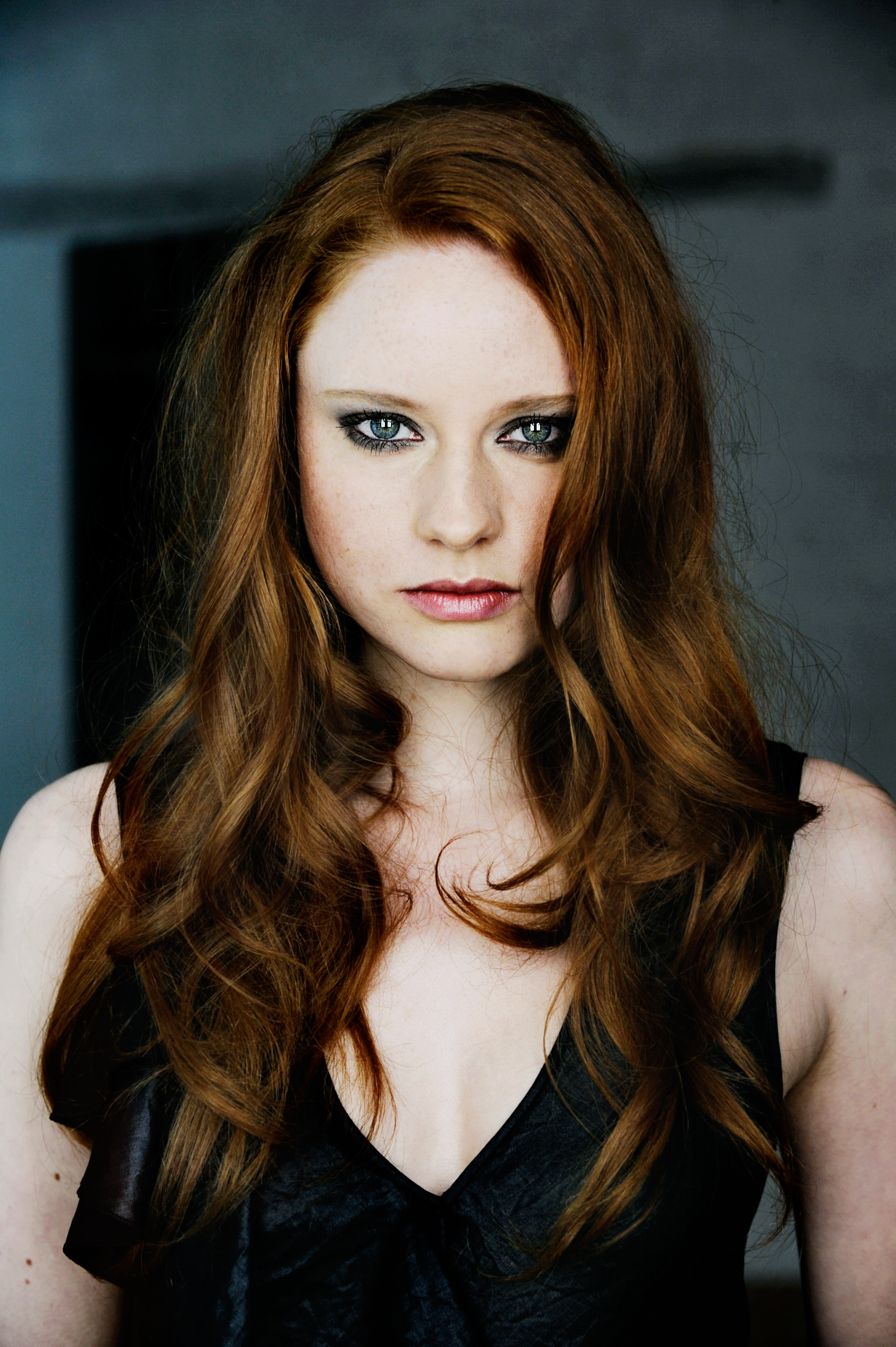 actor Barbara Meier large photo