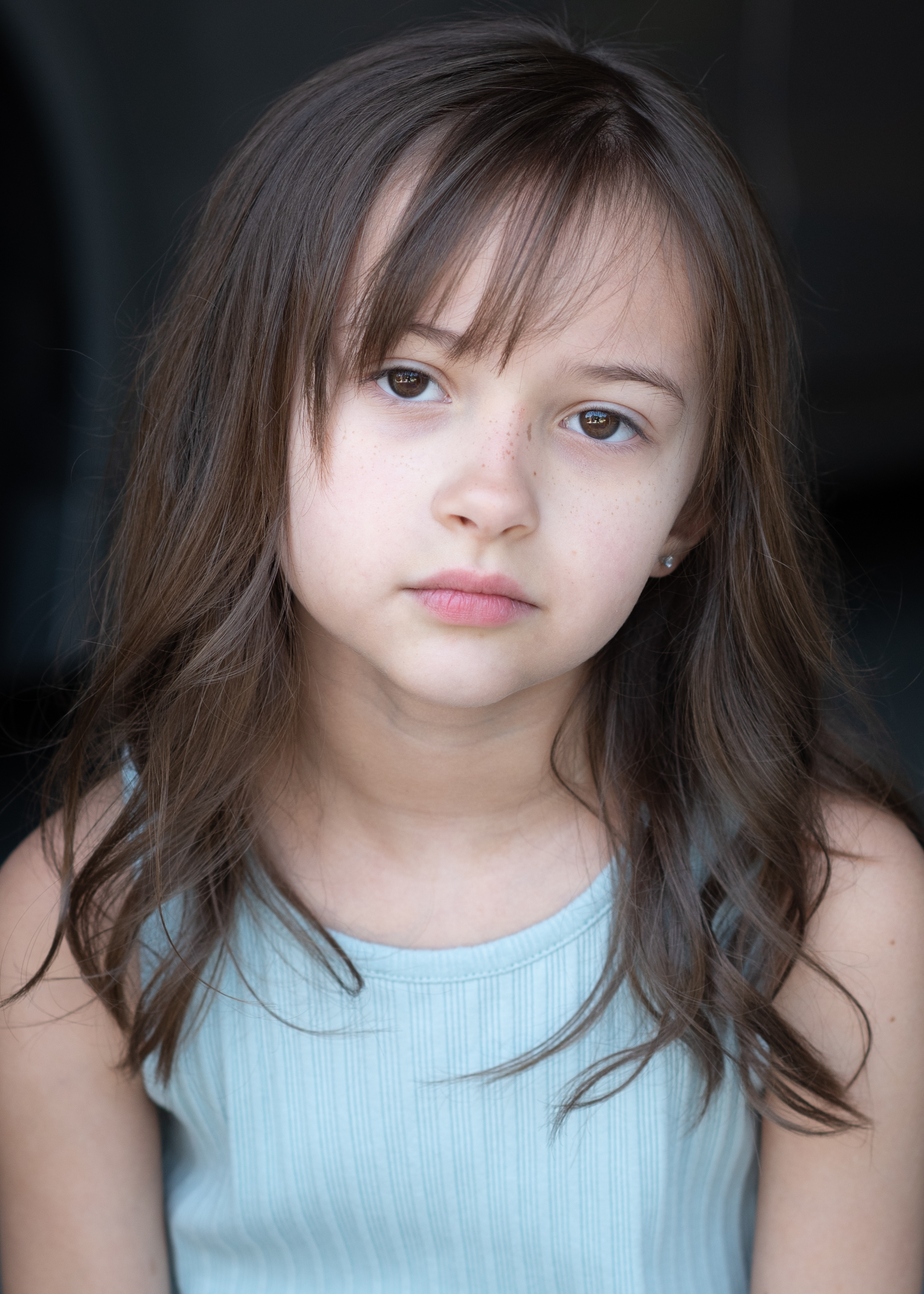 actor Sydney Kowalske large photo