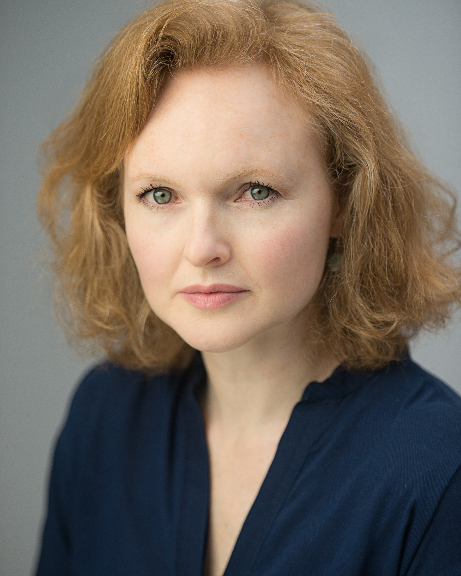 actor Emma Davies large photo