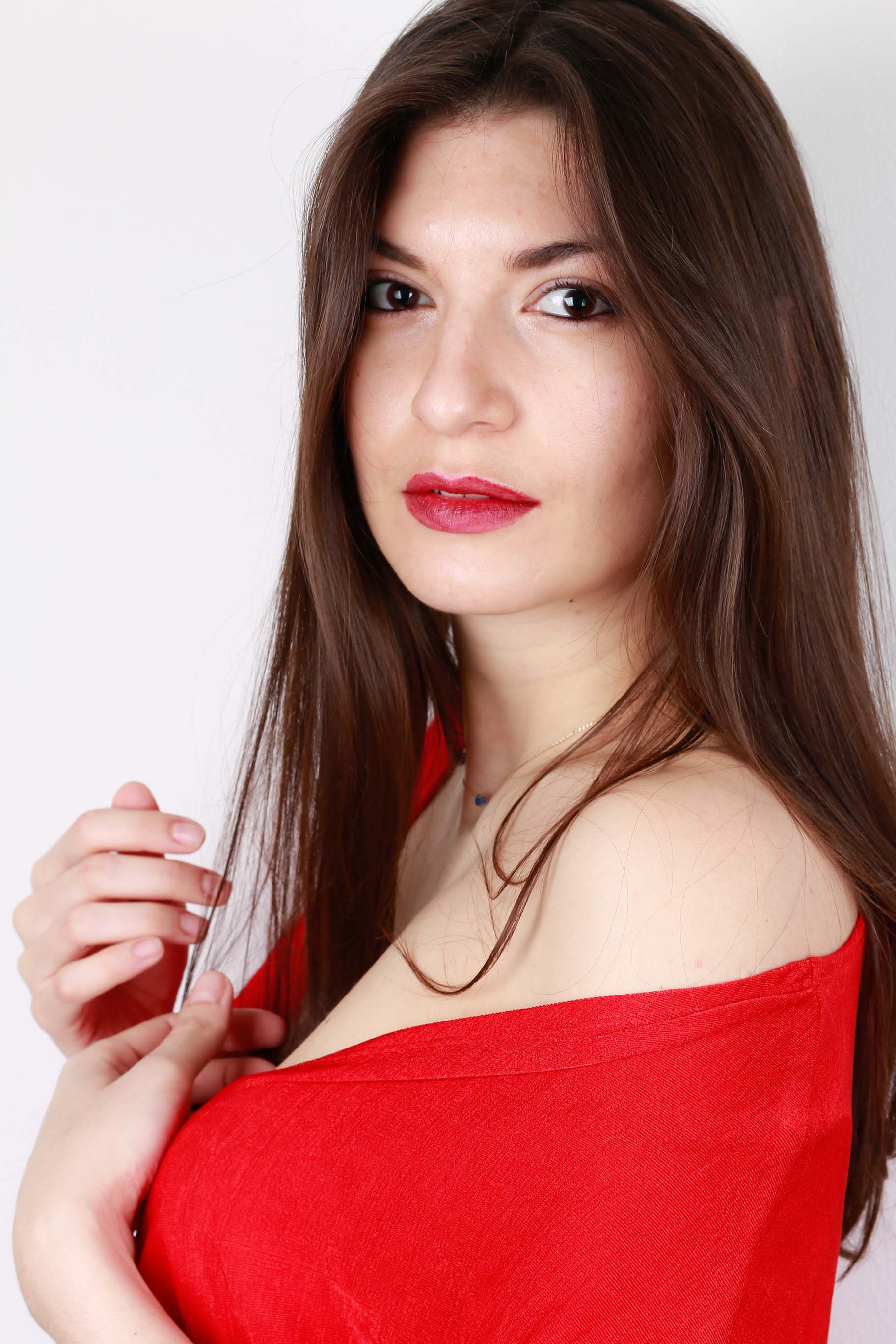 actor Lina Patsiou large photo