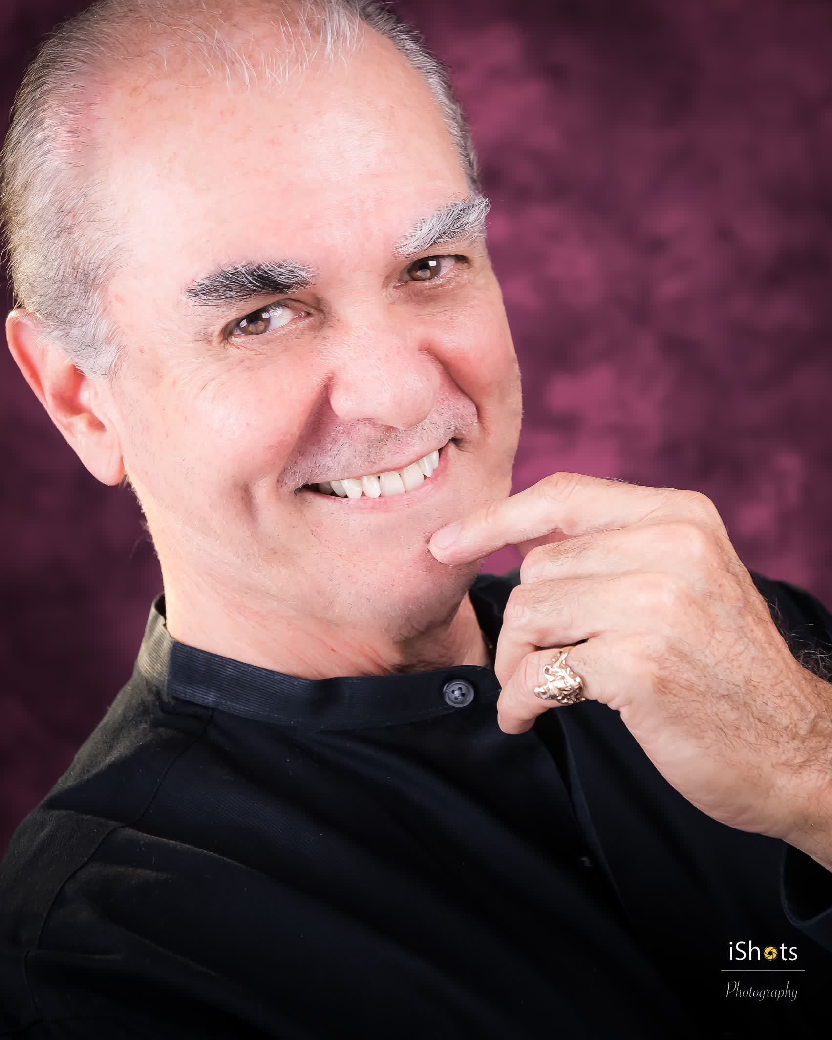 actor Ken Luzadder large photo