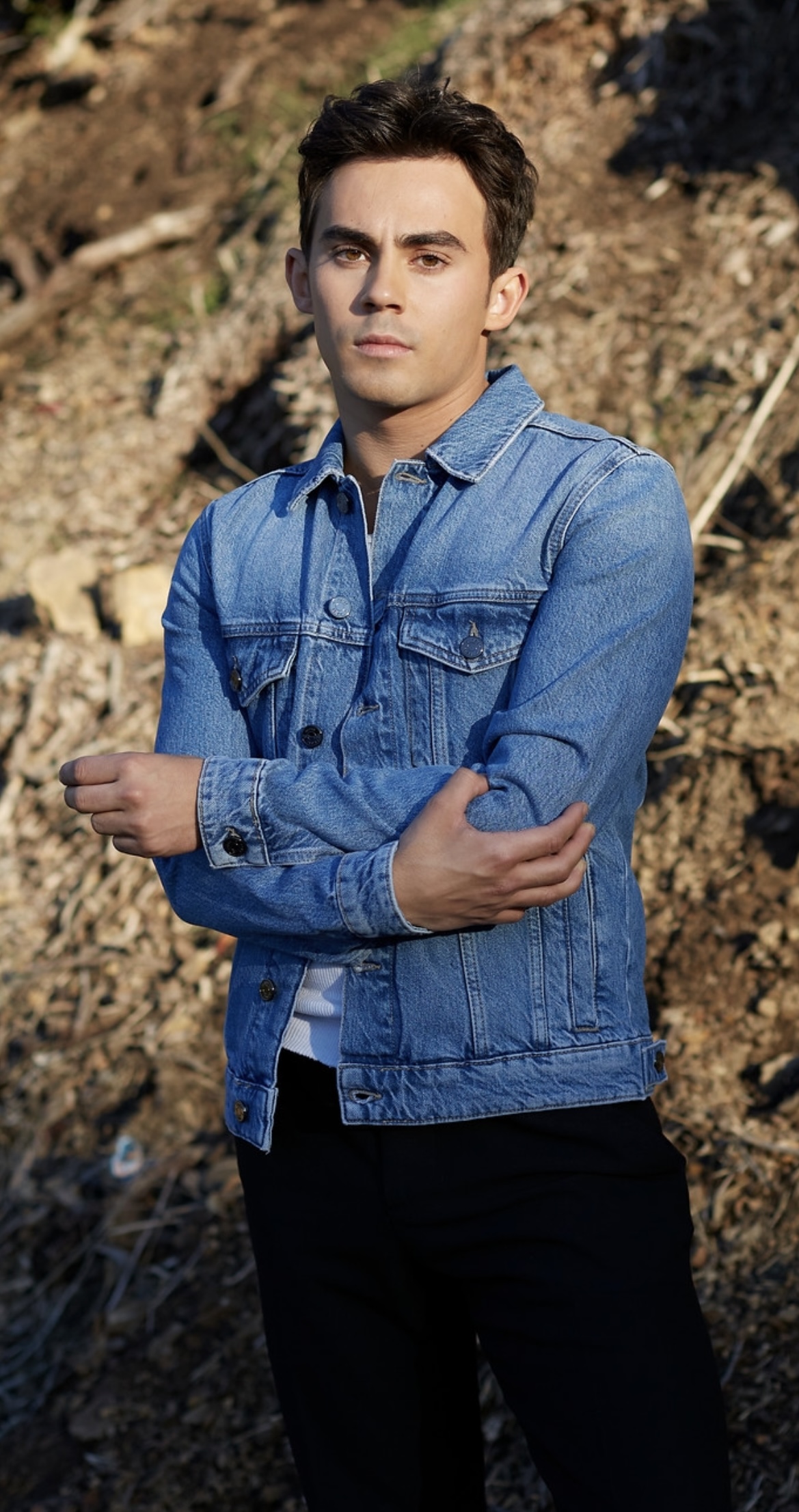 actor Tyler Alvarez large photo
