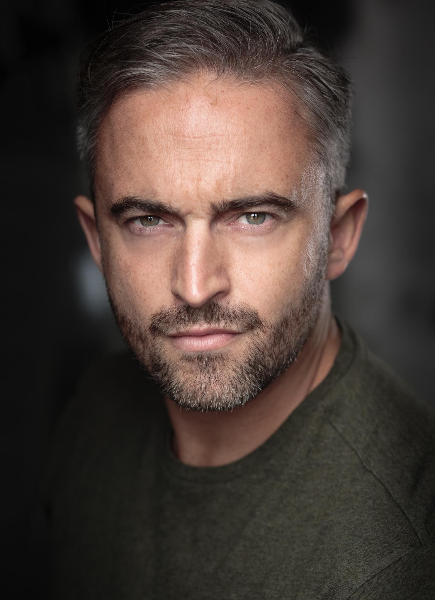 actor Gavin Brocker large photo