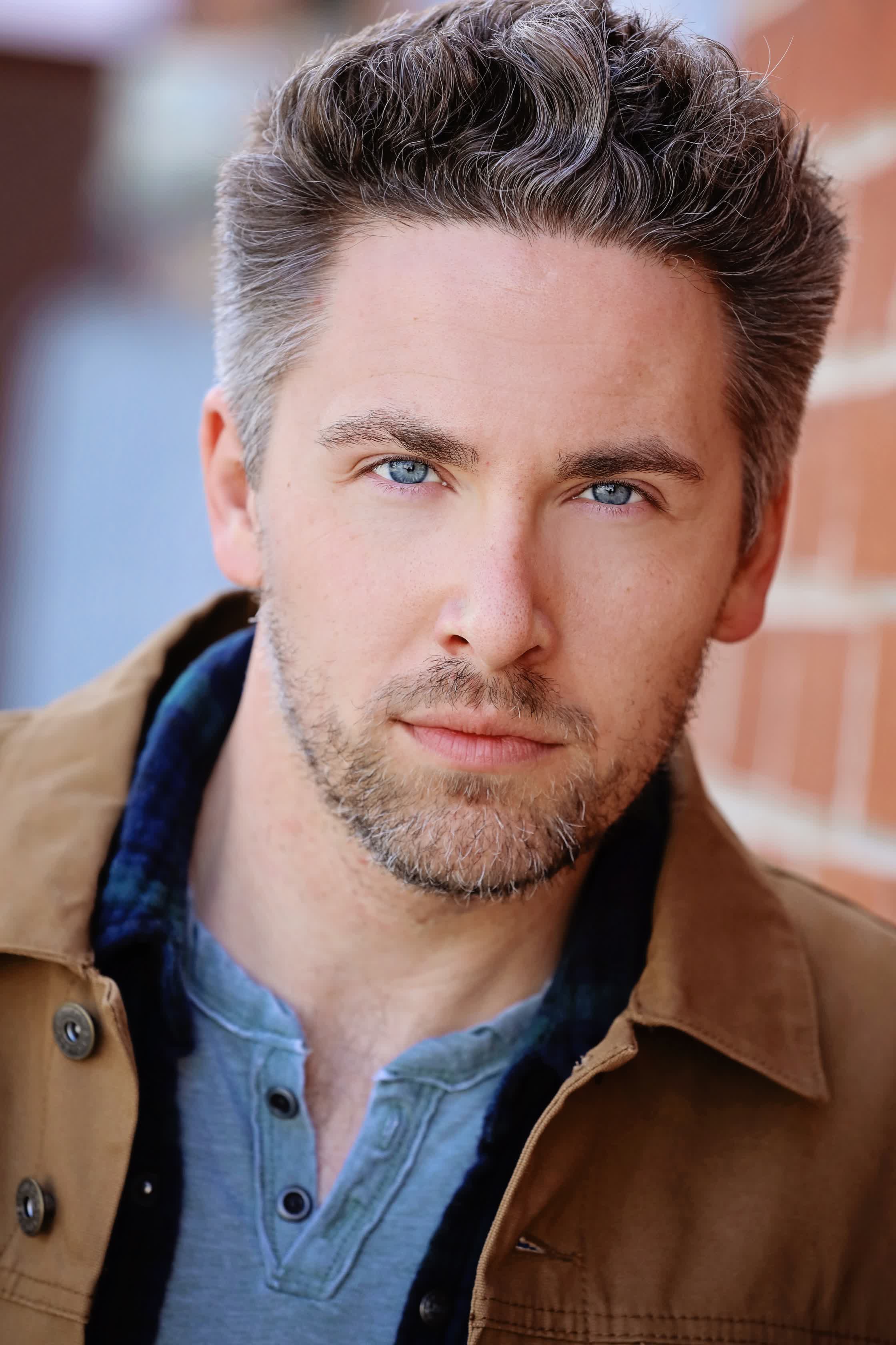 actor Seth Cassell large photo