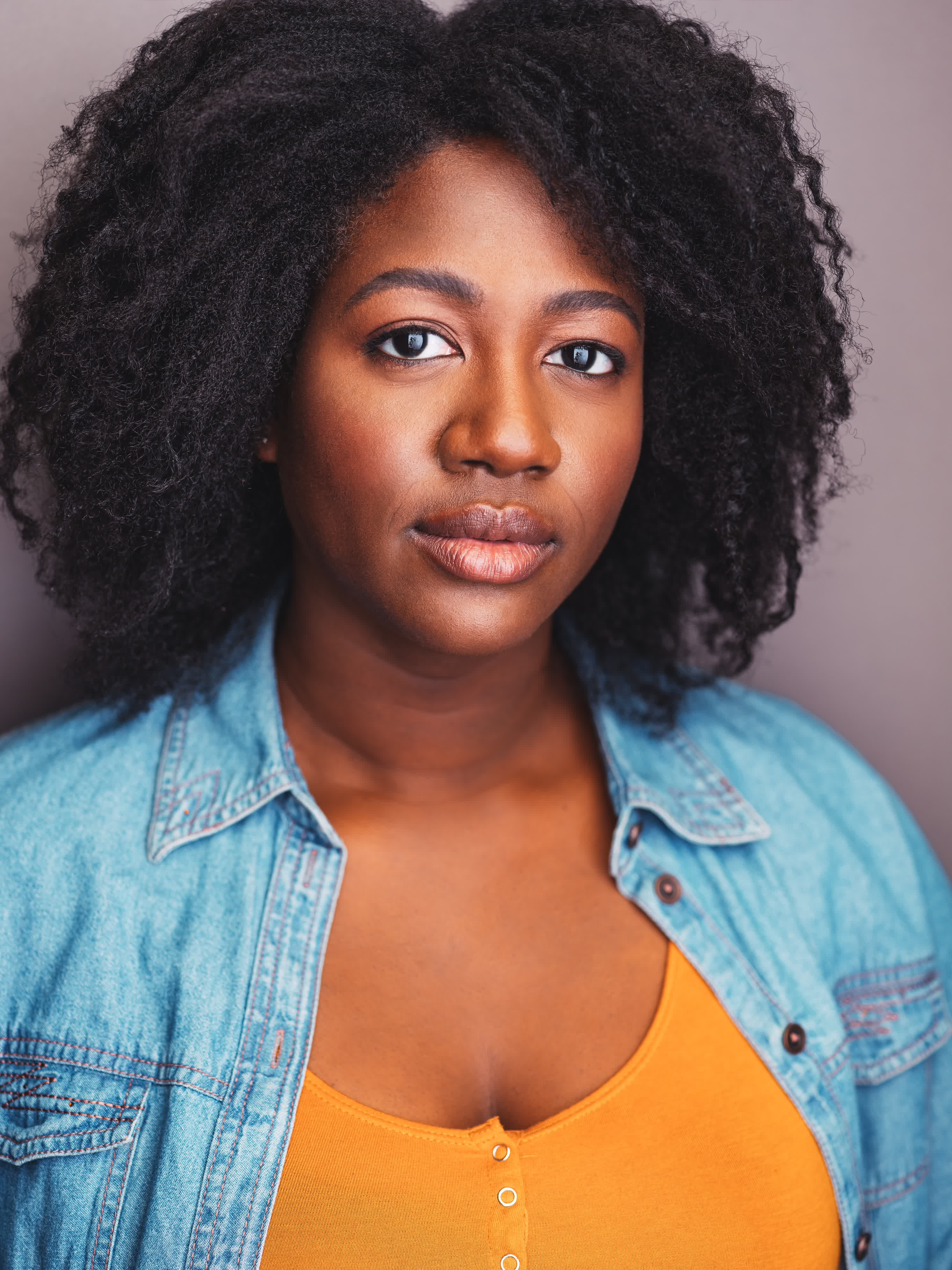 actor Moire Kiyingi large photo