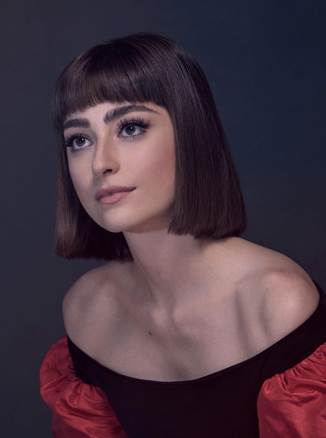 actor Ellise Chappell large photo