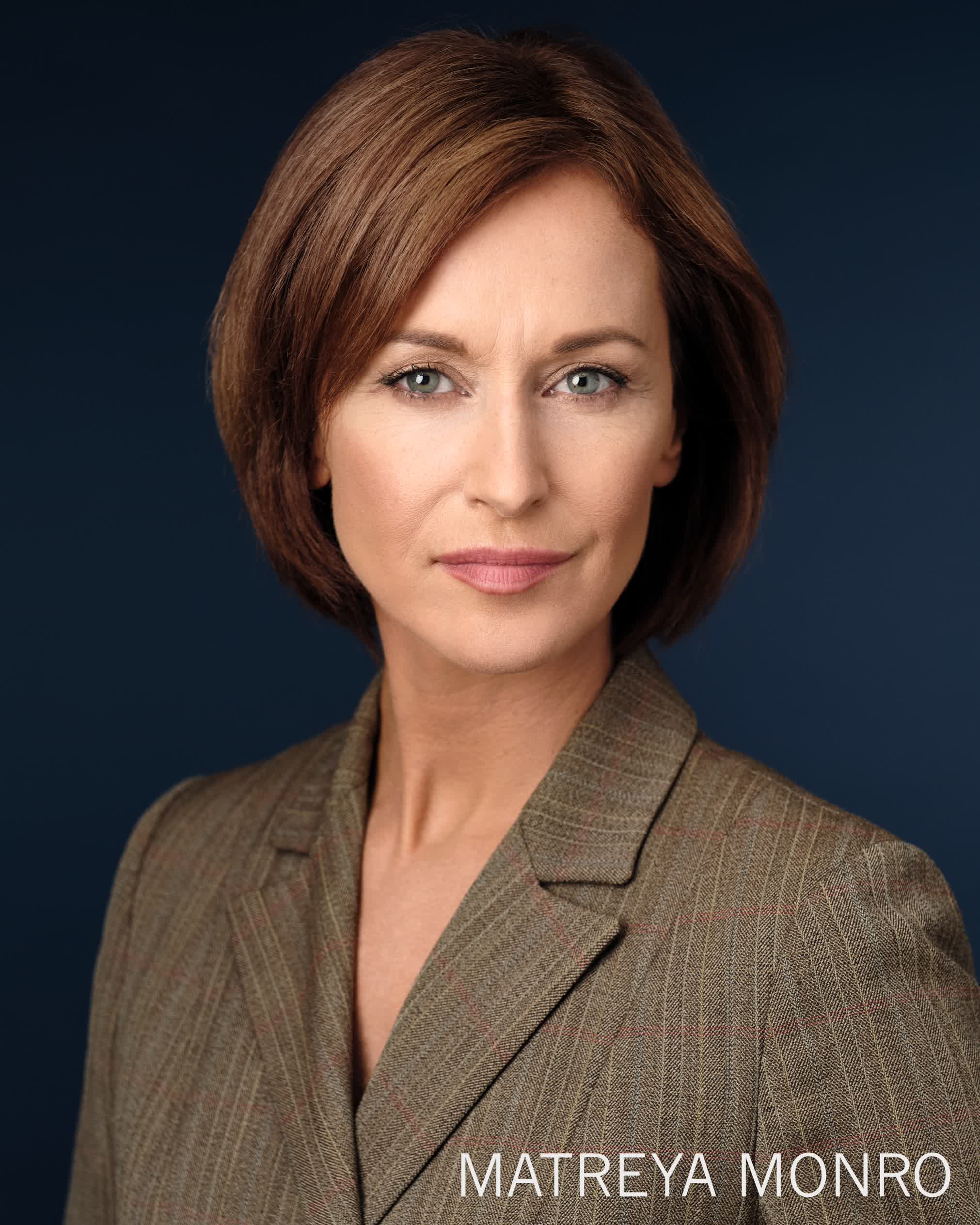 actor Matreya Monro large photo