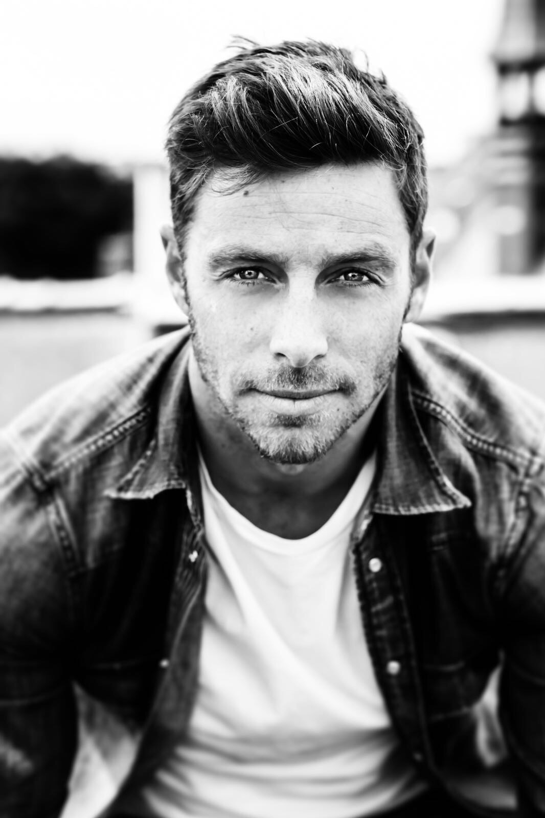 actor Louis Talpe large photo