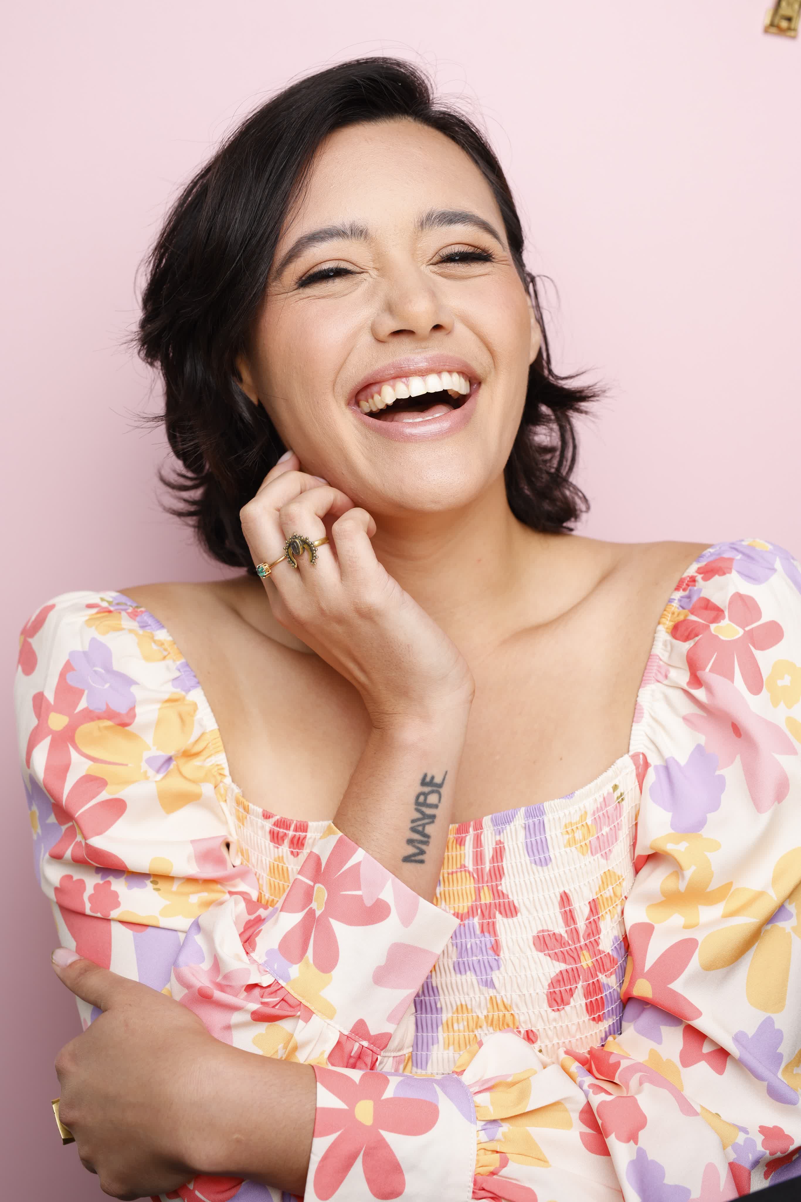 actor Rivkah Reyes large photo