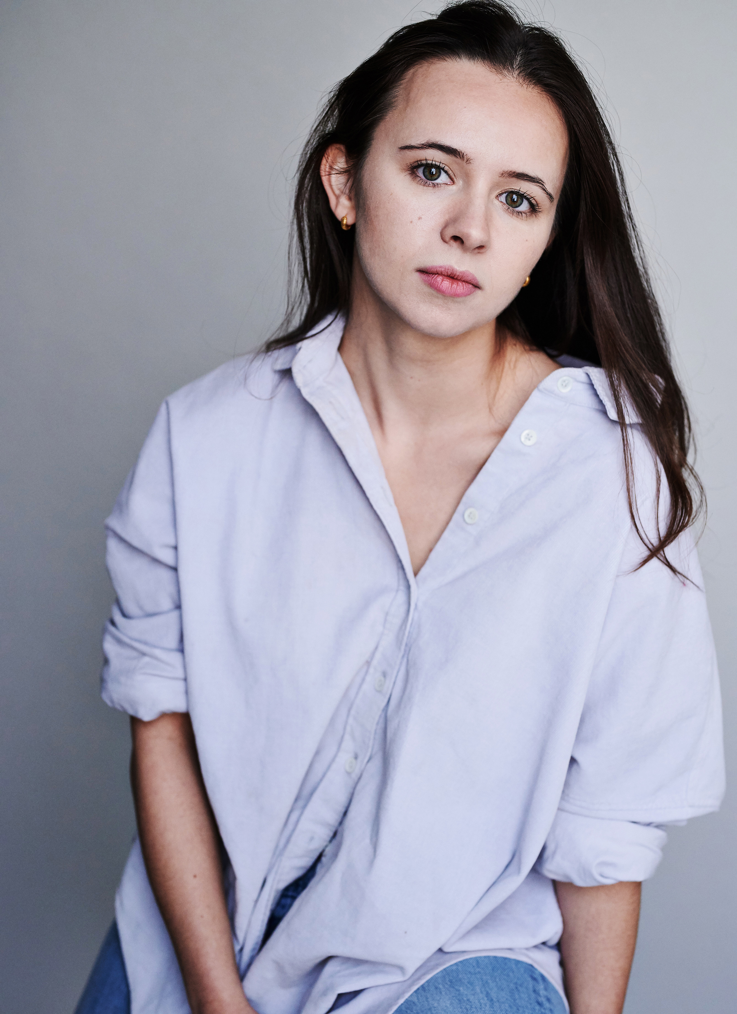 actor Jessica Rhodes large photo