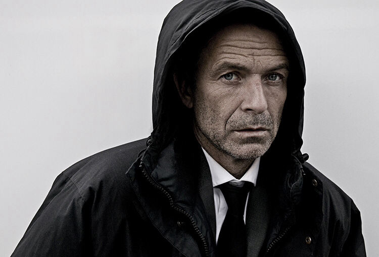 actor Raymond Thiry large photo