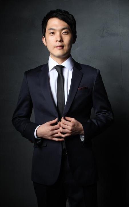 actor Seol Chang-hee large photo