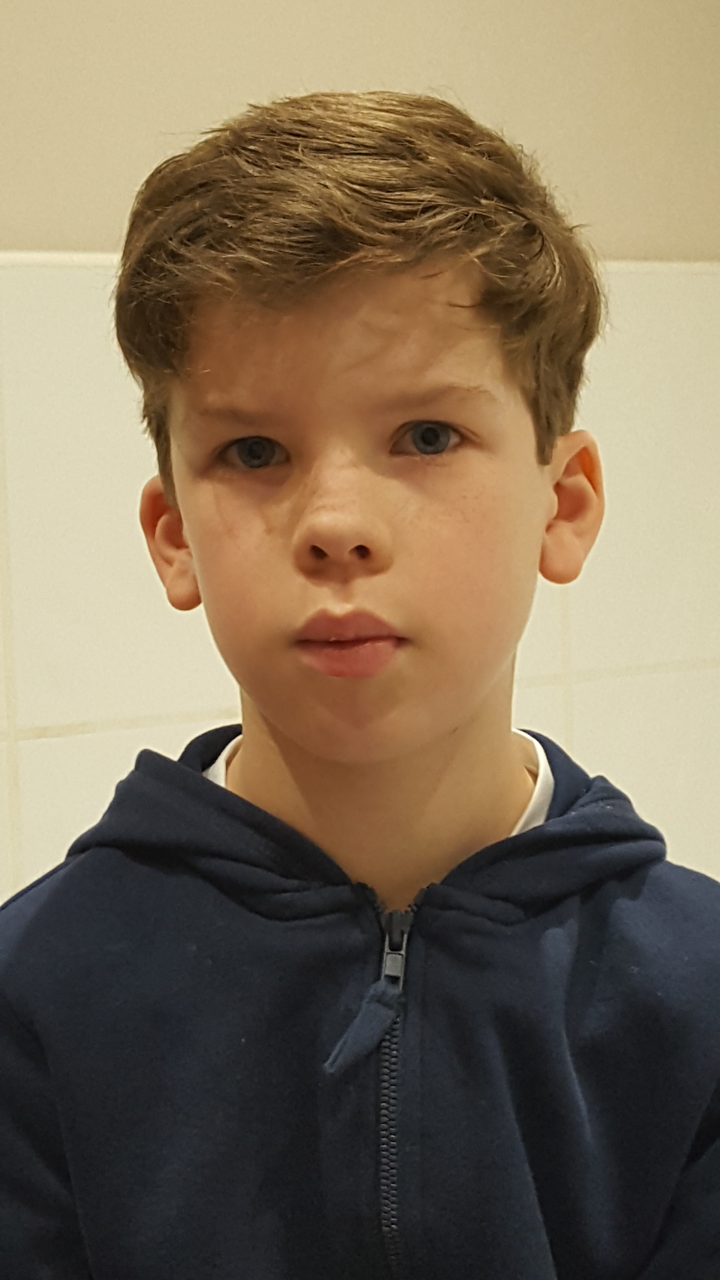 actor Keir Hills large photo