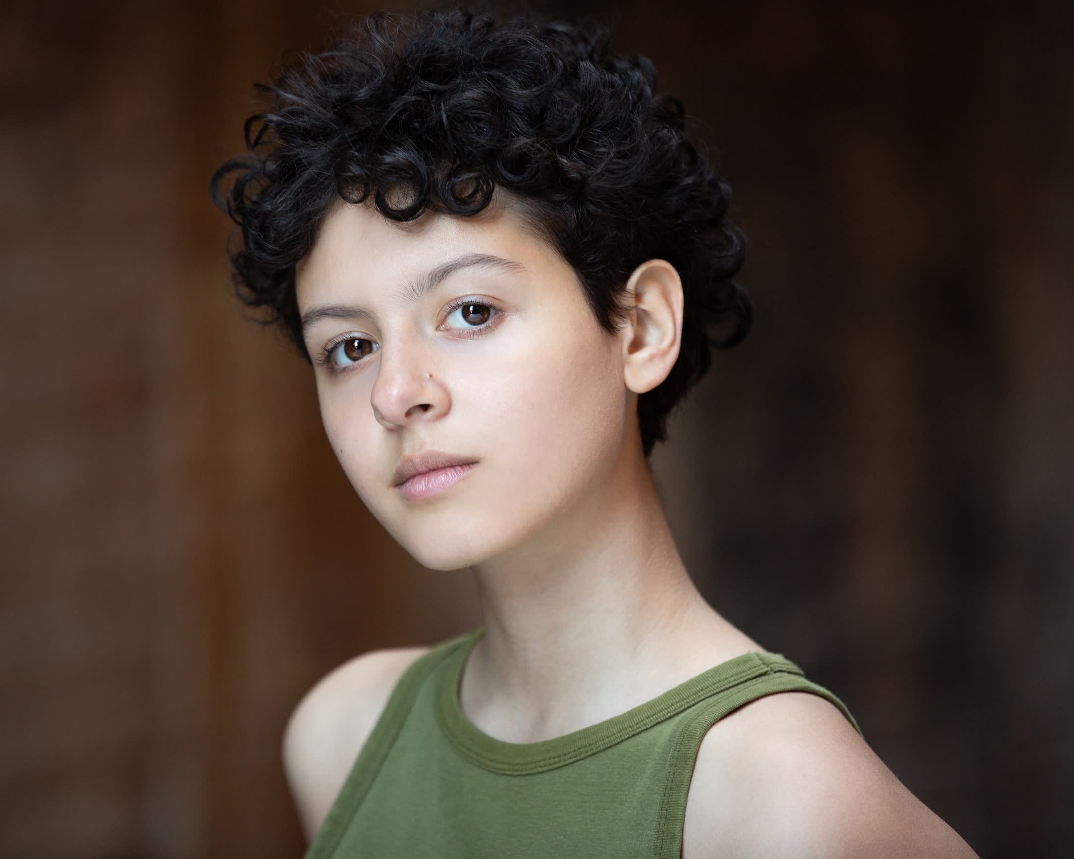 actor Maya Delmont large photo