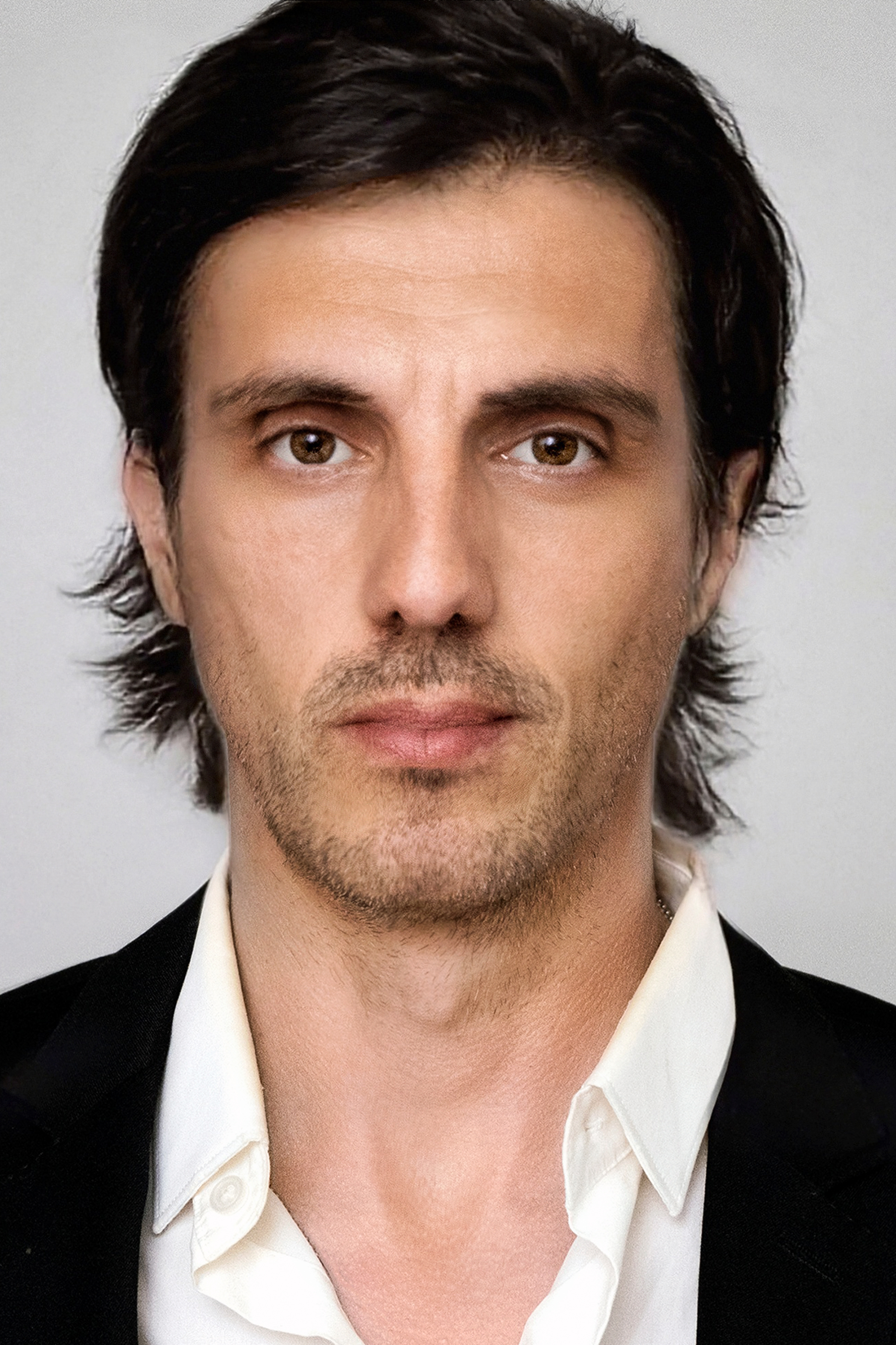 actor Ian Fisher large photo