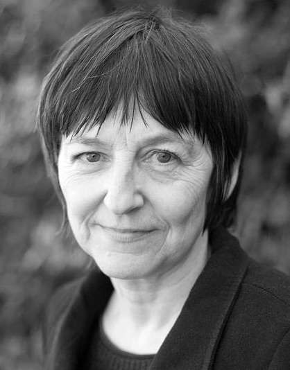 actor Angela Bain large photo