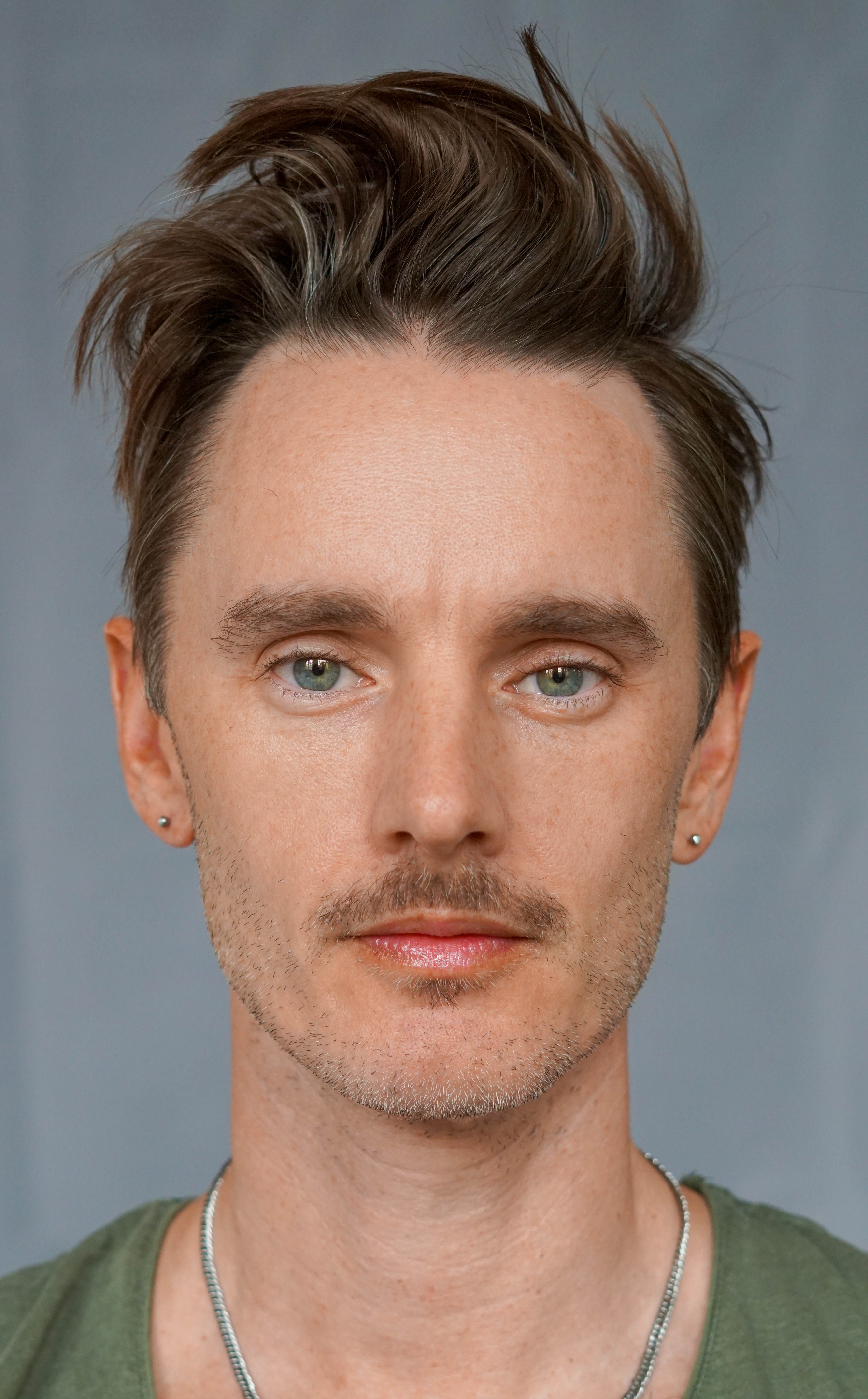 actor Dickie Beau large photo