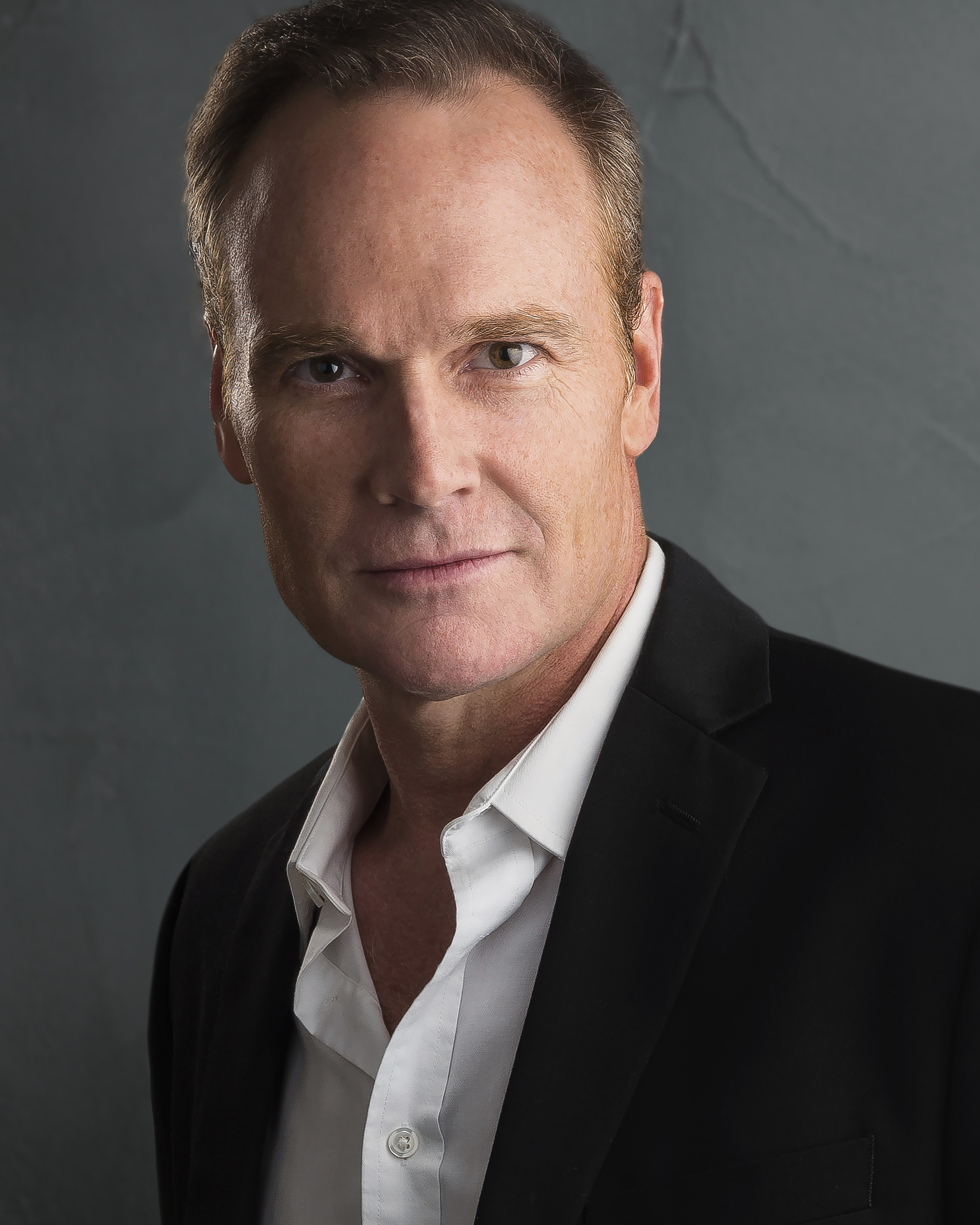 actor Damon Carney large photo