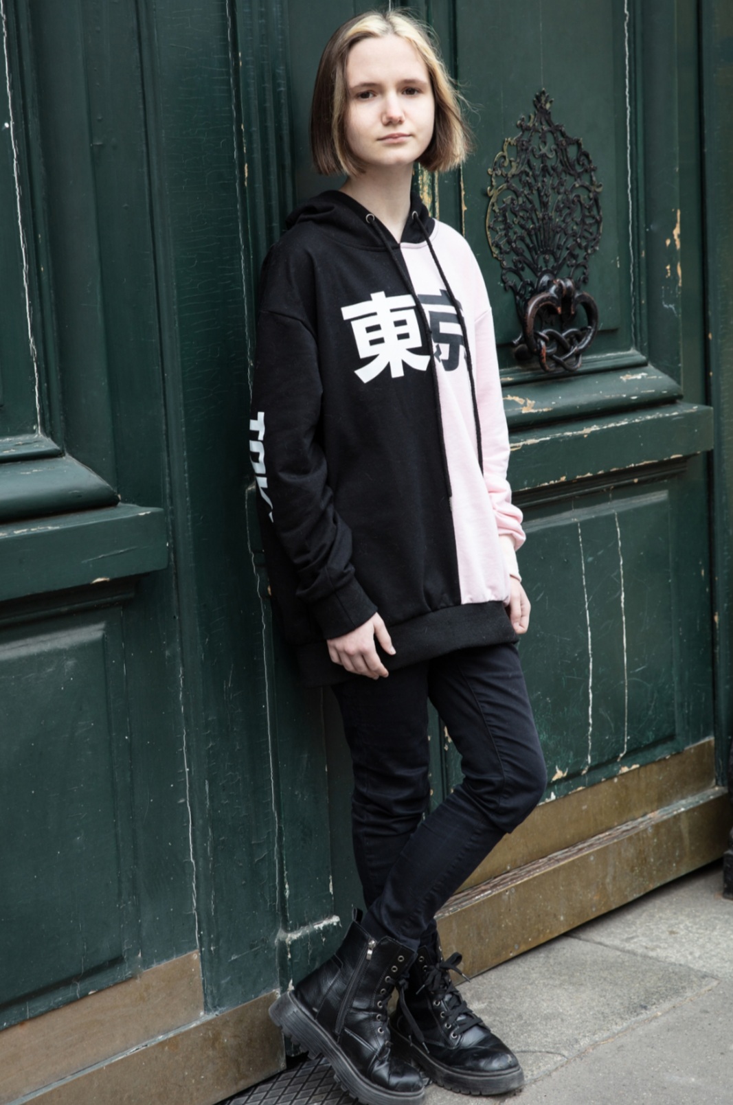 actor Elena Plonka large photo