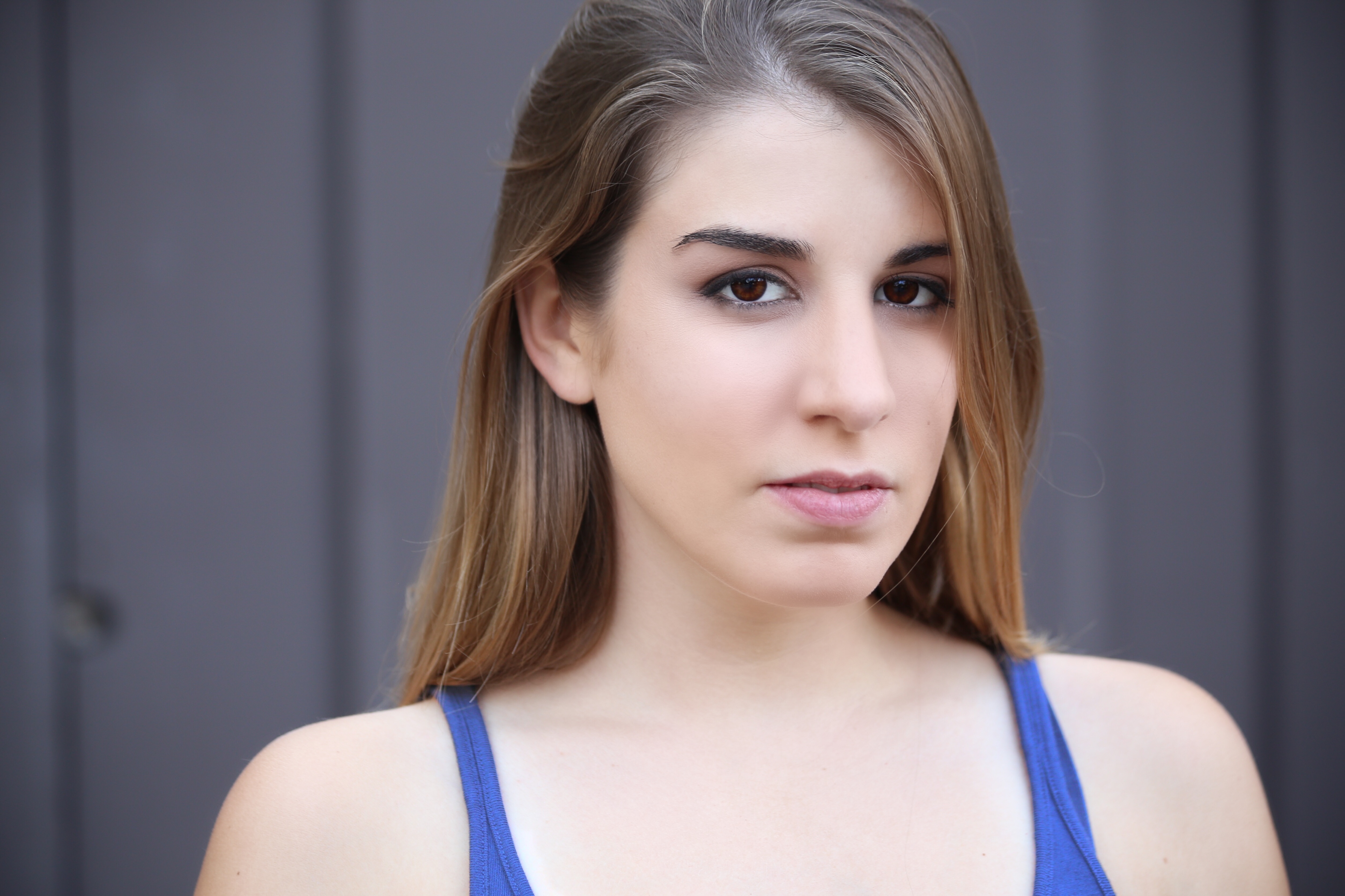 actor Kristin McGuire large photo