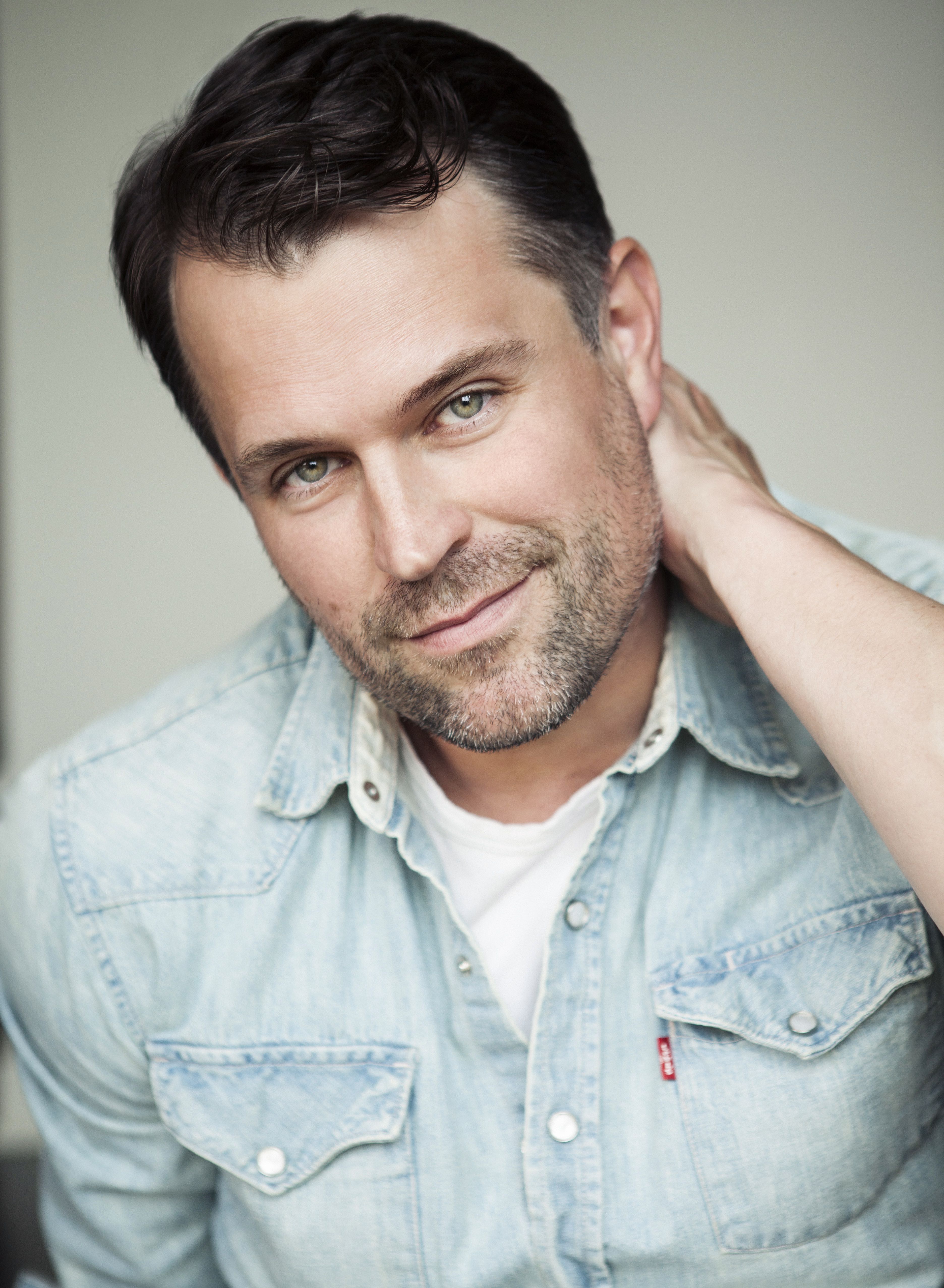 actor Anthony Ames large photo