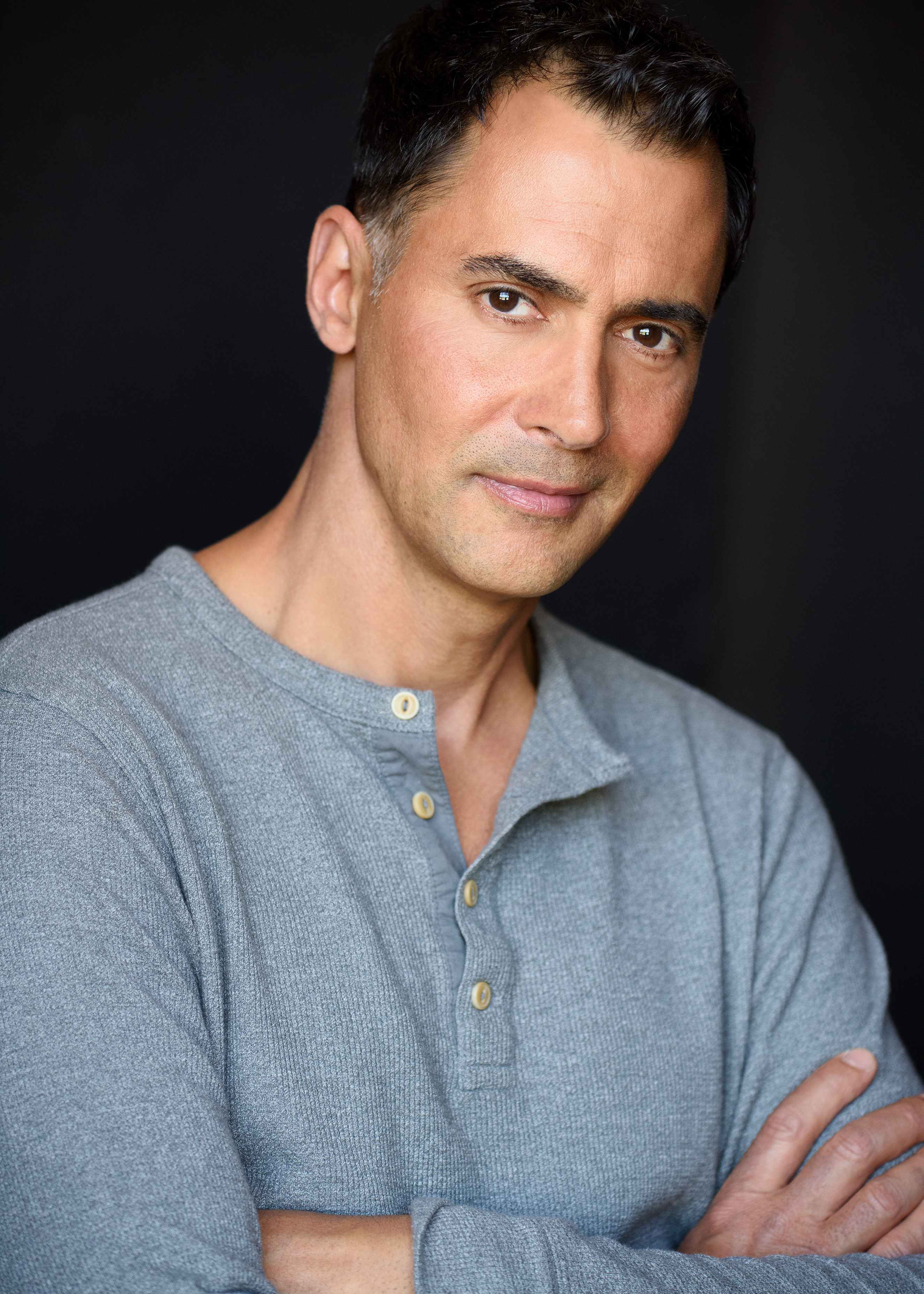 actor Aaron Courteau large photo