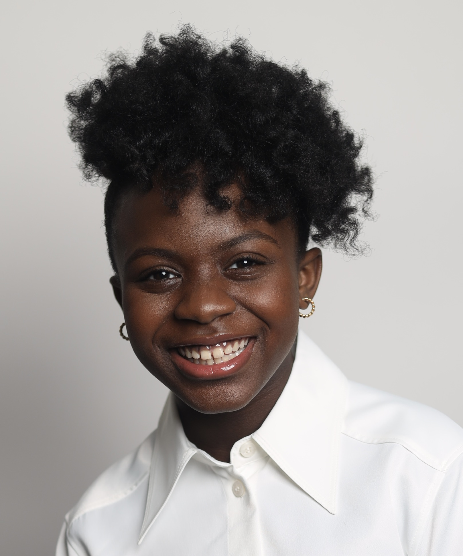 actor Skye Dakota Turner large photo