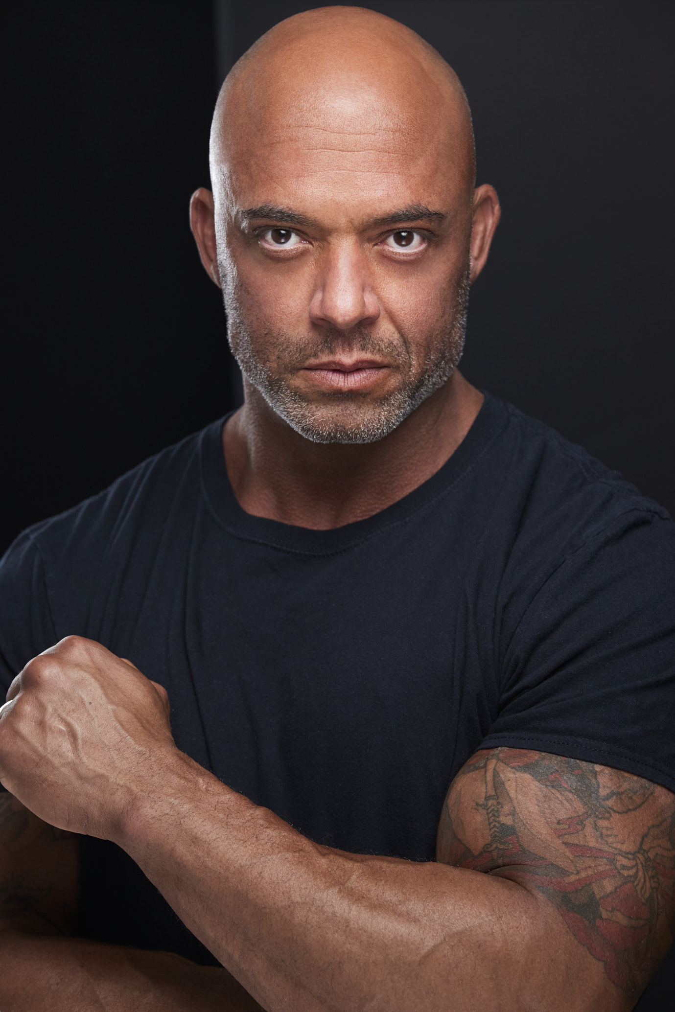 actor Fraser Aitcheson large photo