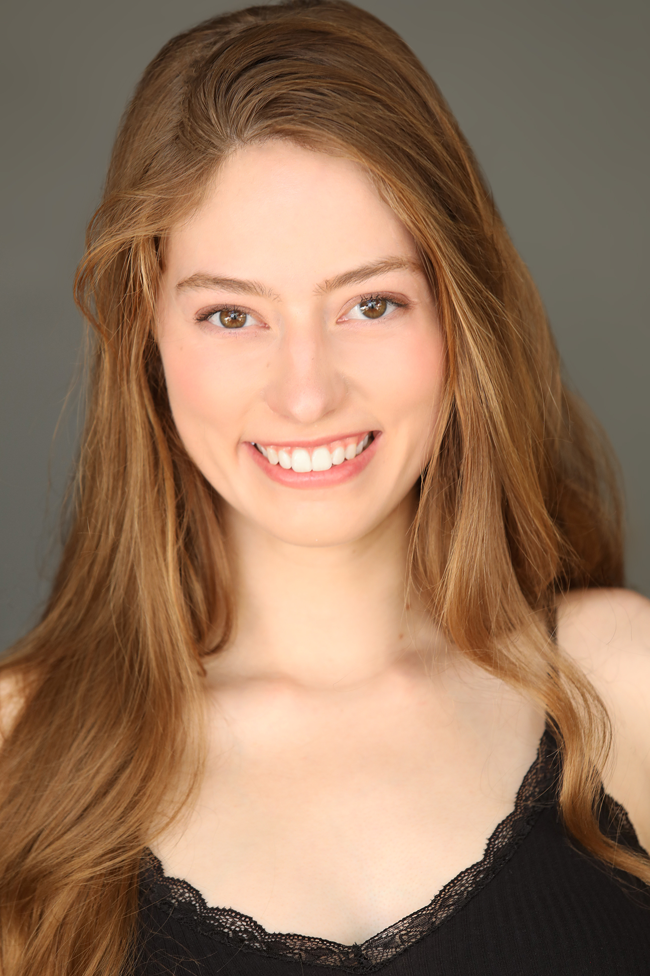 actor Anna Hinsley large photo