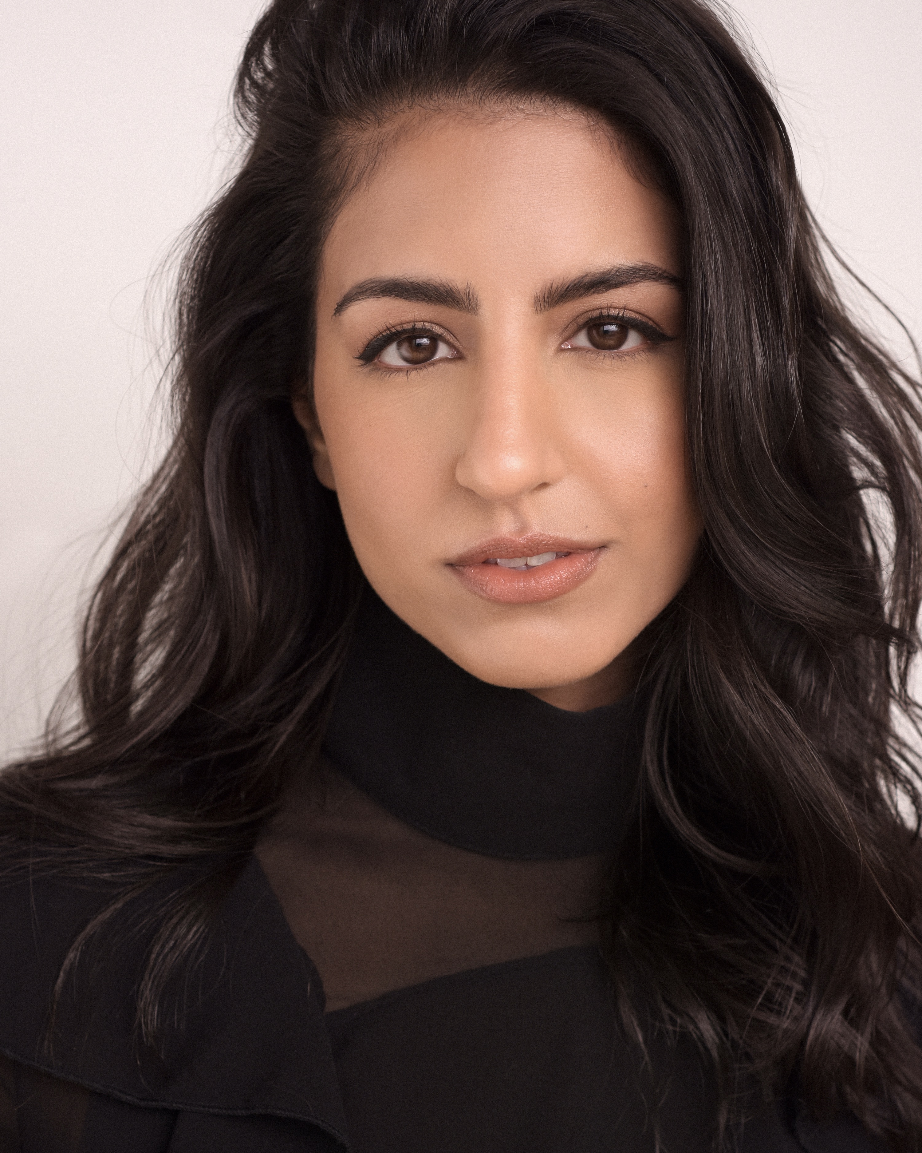 actor Gabrielle Kaur Cheema large photo