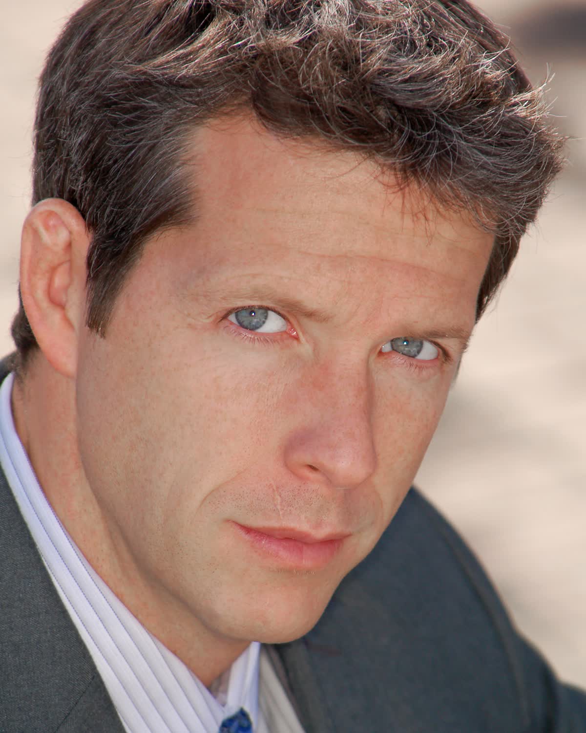 actor Kieran Gallagher large photo