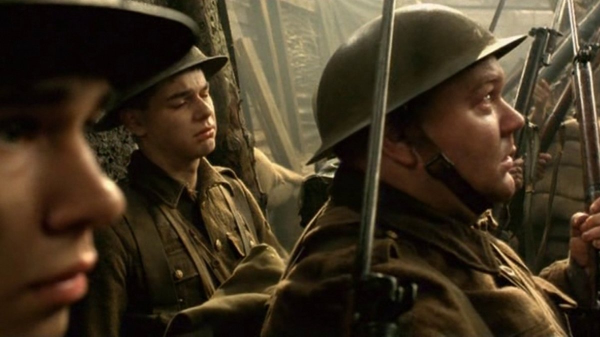 actor Antony Strachan large photo