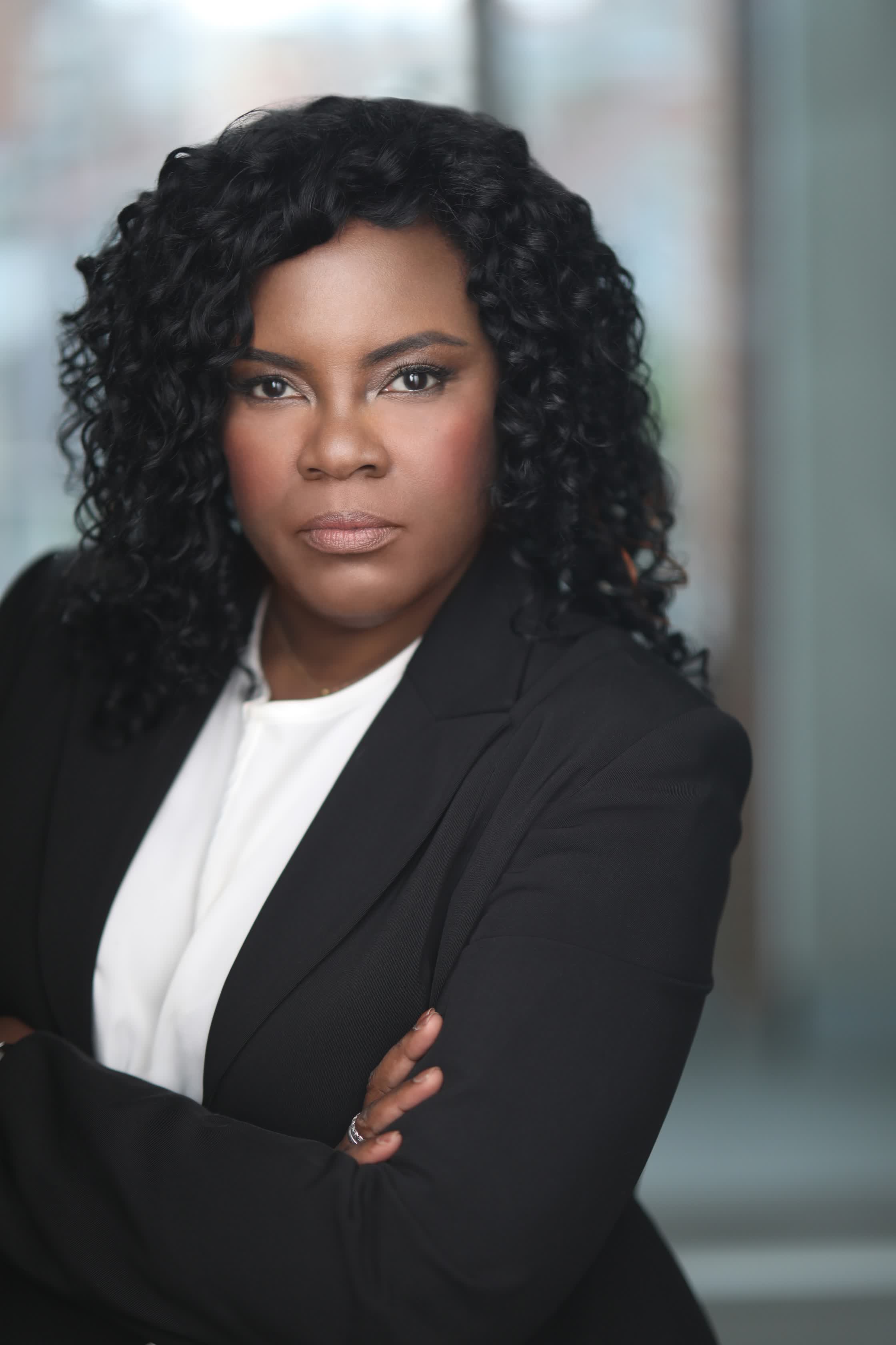 actor Angela Moore large photo