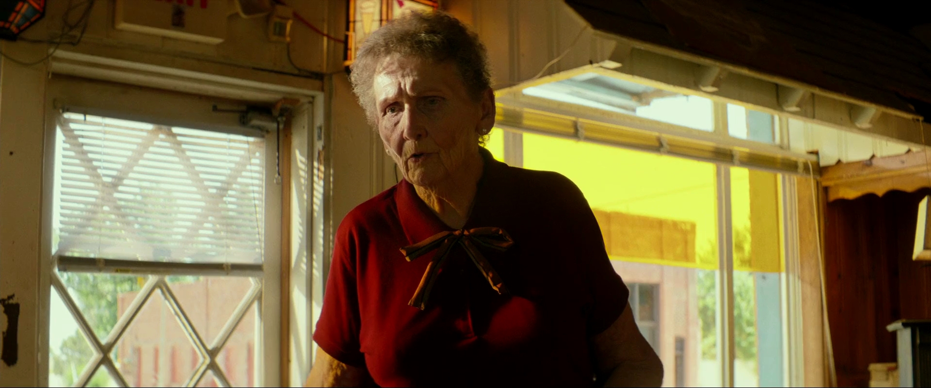 actor Margaret Bowman large photo