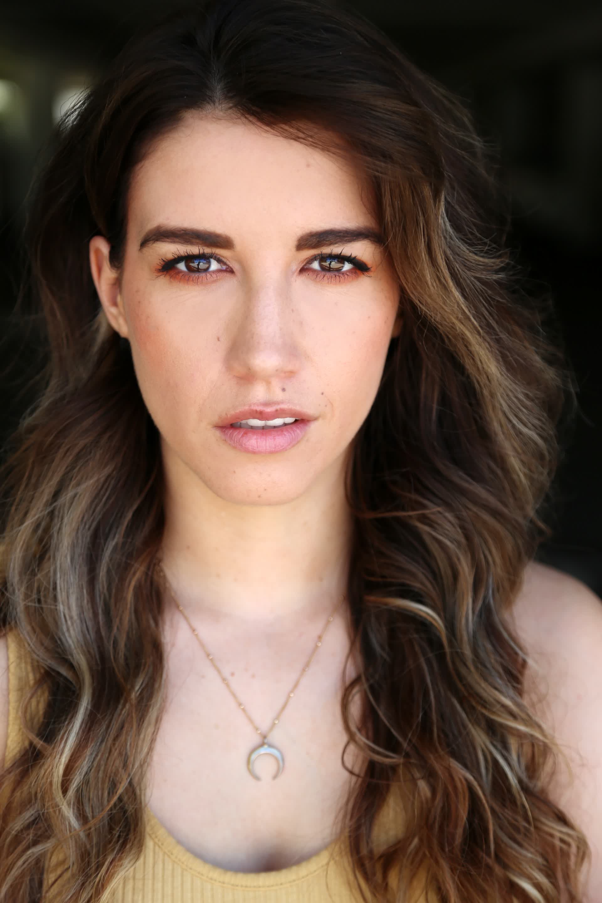 actor Alexandra Nell large photo