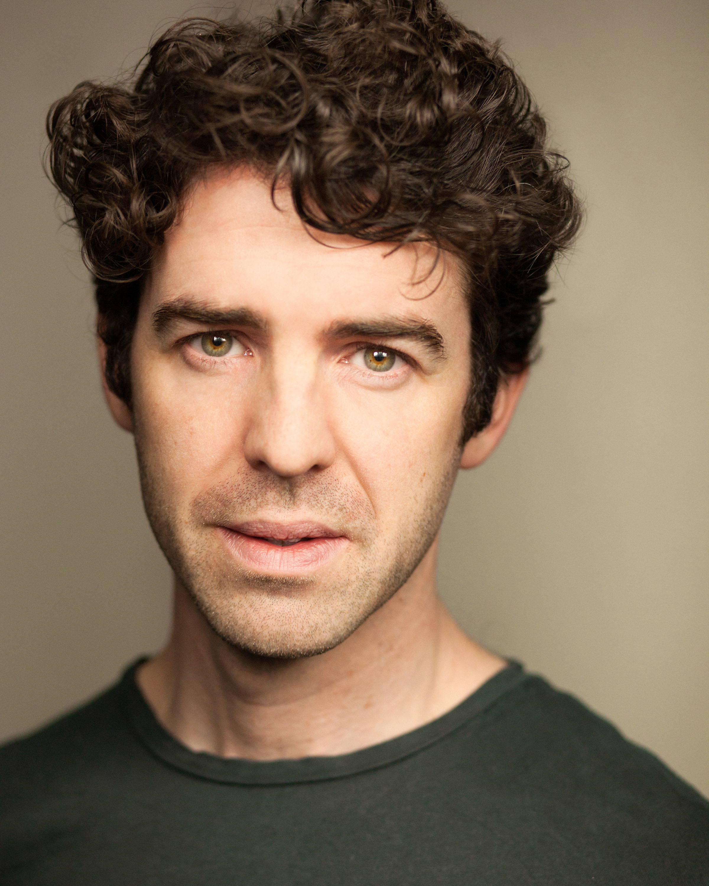 actor Paul Ready large photo